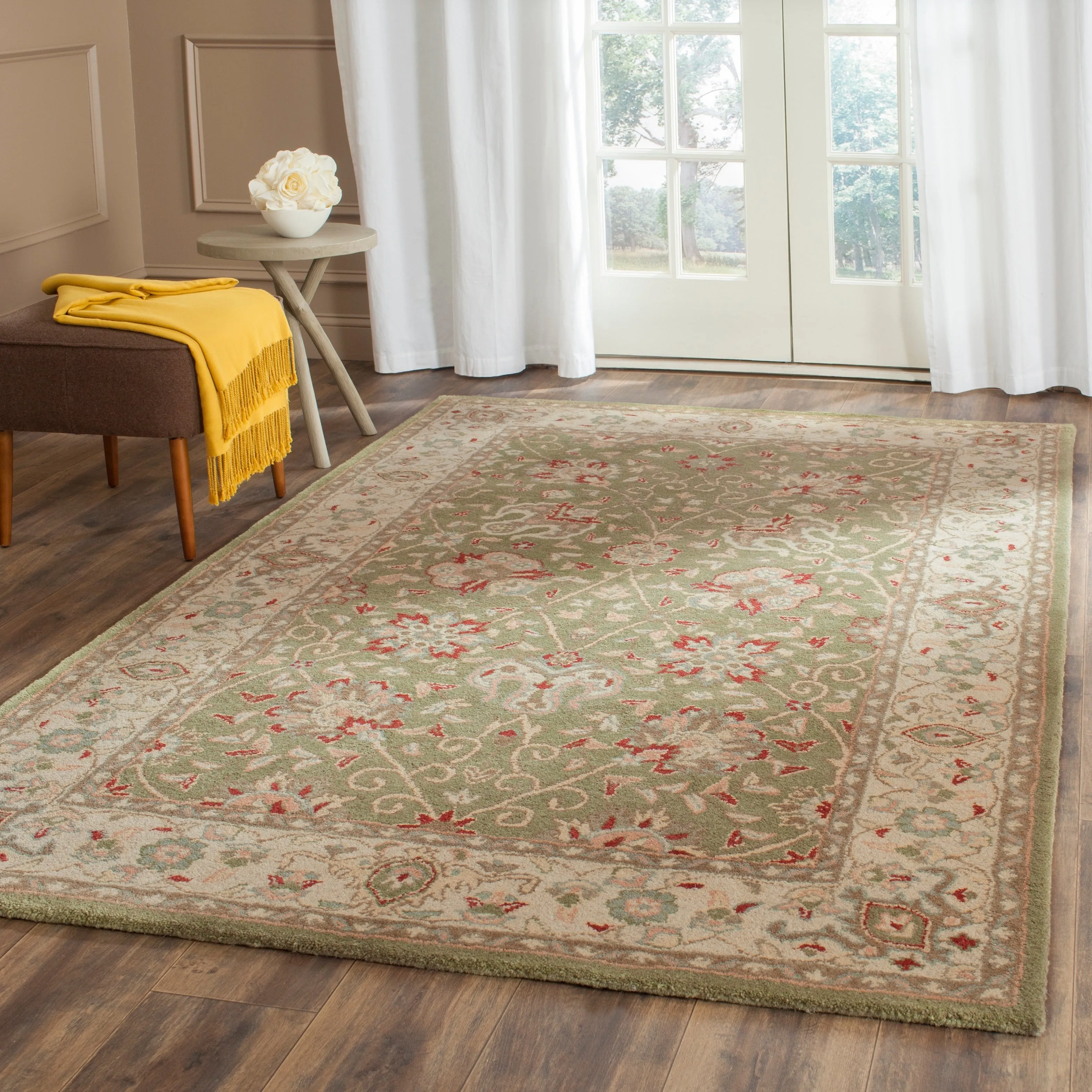 SAFAVIEH Handmade Antiquity Zurie Traditional Oriental Wool Rug