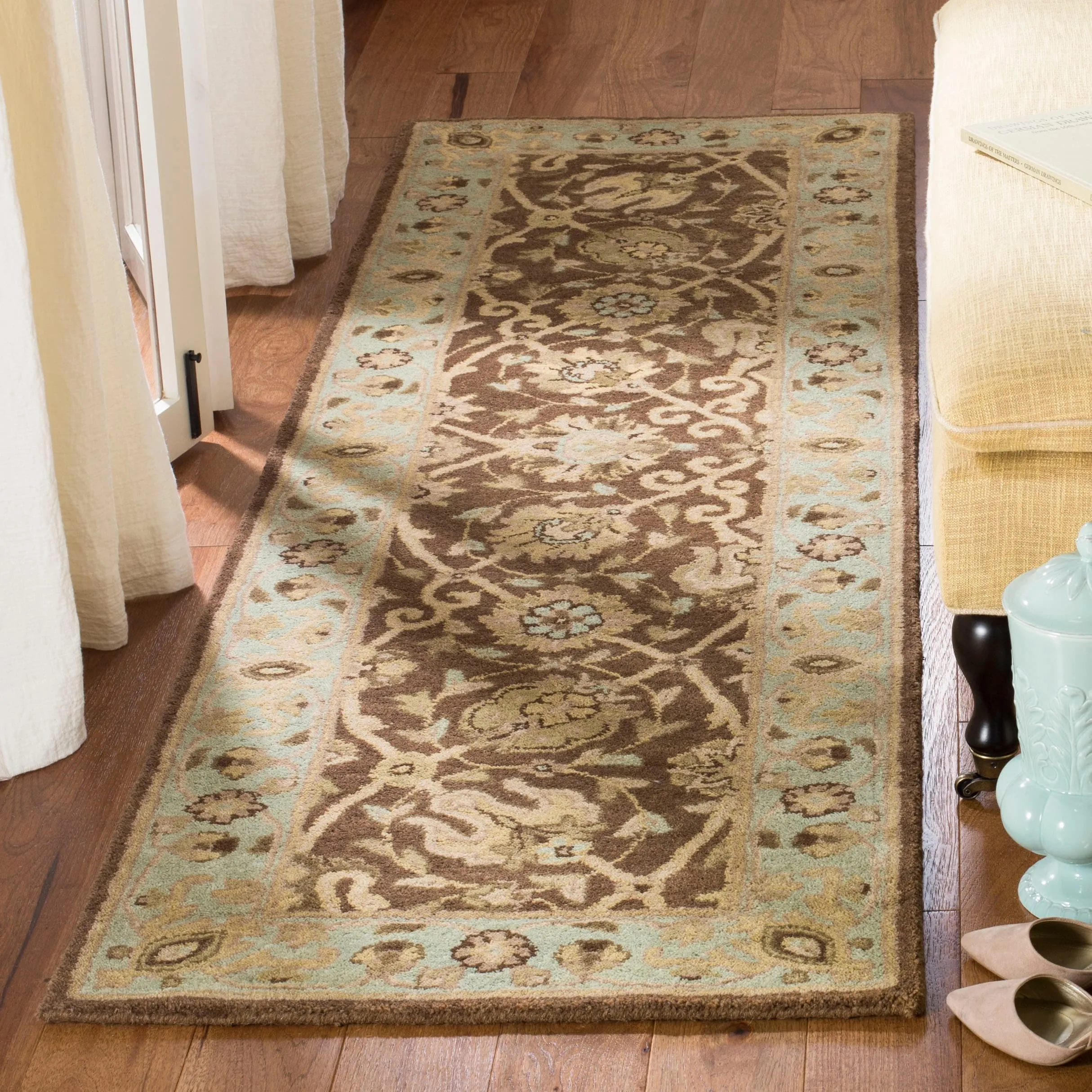 SAFAVIEH Handmade Antiquity Zurie Traditional Oriental Wool Rug