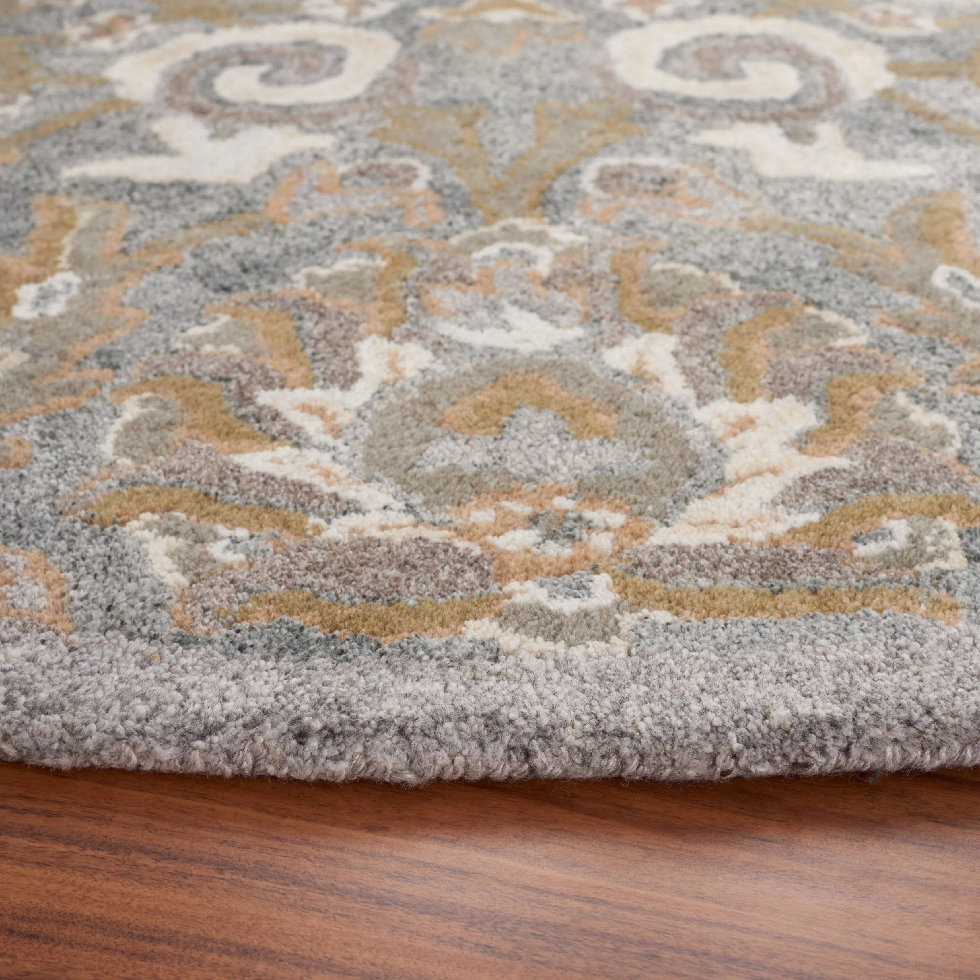 SAFAVIEH Handmade Bella Tifenn Modern Floral Wool Rug