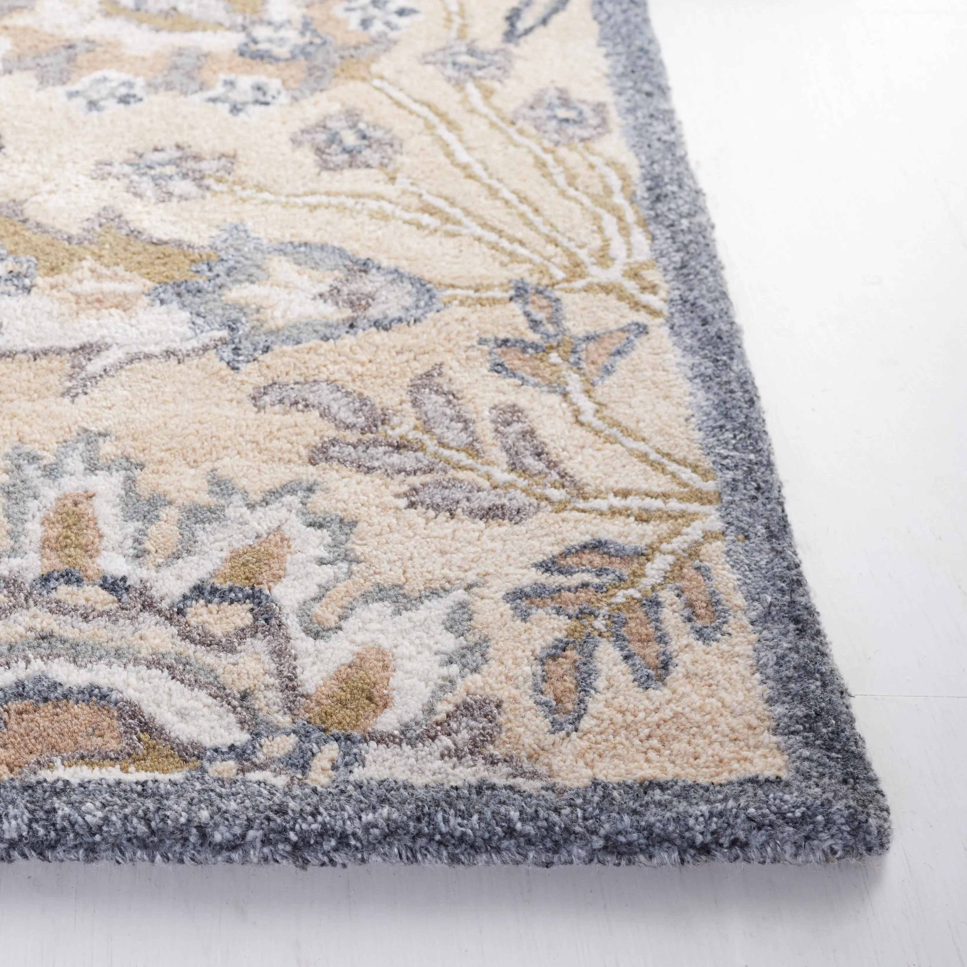 SAFAVIEH Handmade Bella Tifenn Modern Floral Wool Rug