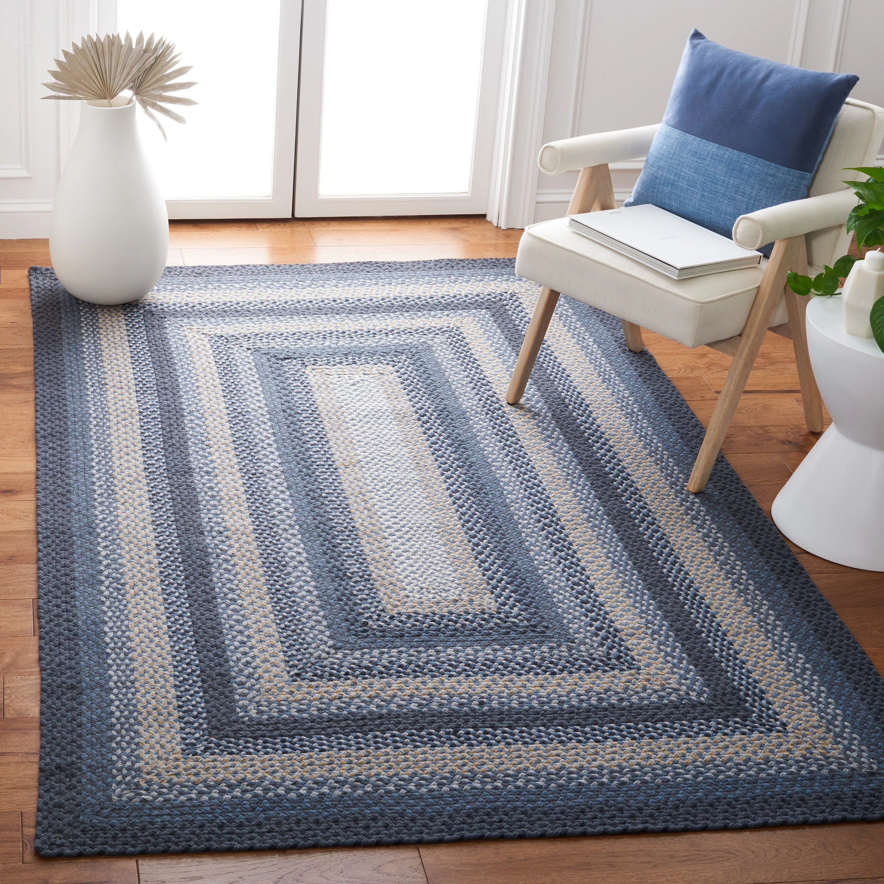 SAFAVIEH Handmade Braided Sylvianne Cotton Rug