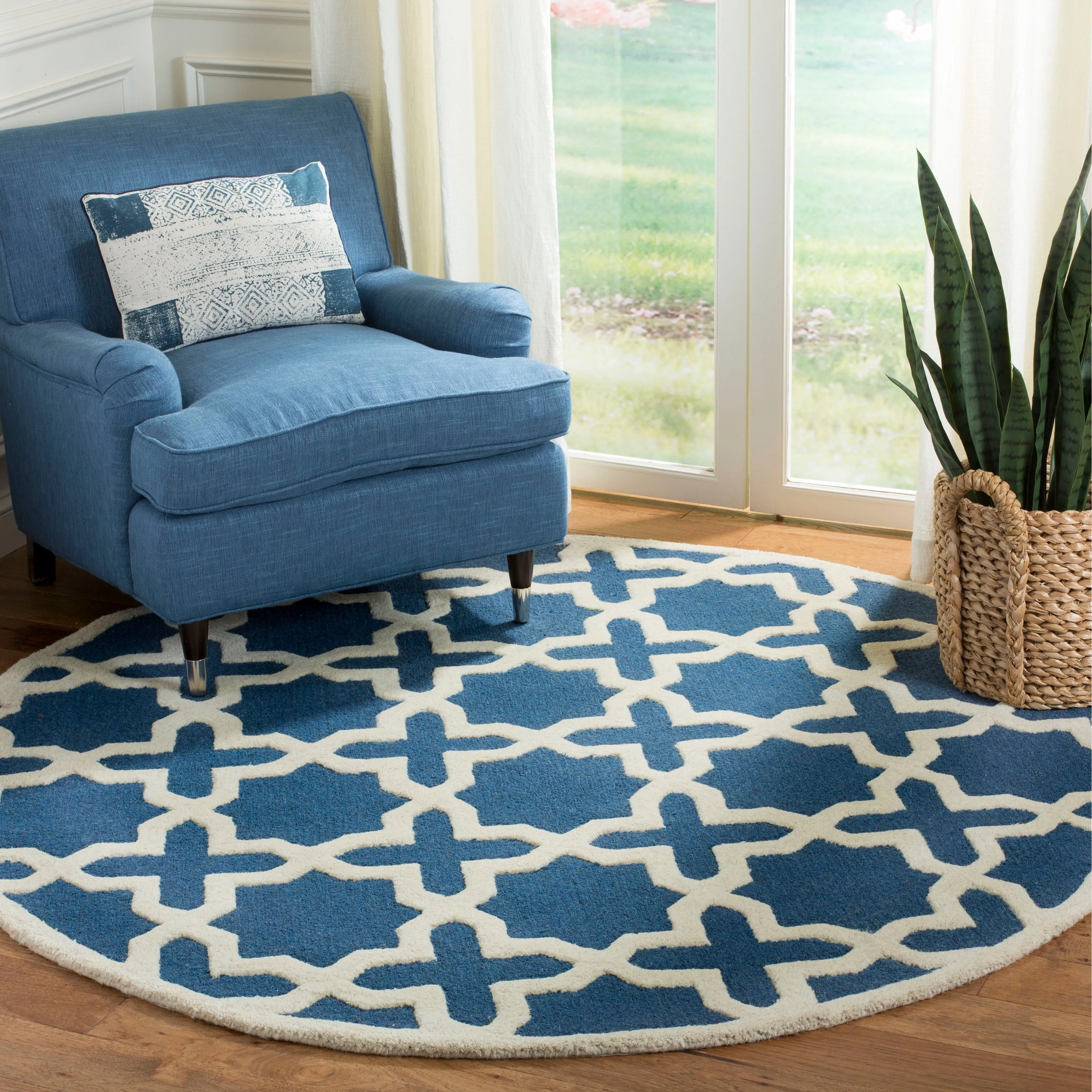 SAFAVIEH Handmade Cambridge Remedios Geometric Wool Rug
