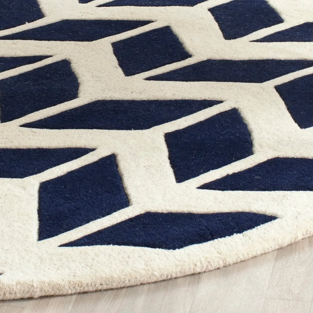 SAFAVIEH Handmade Chatham Aloyse Modern Wool Rug