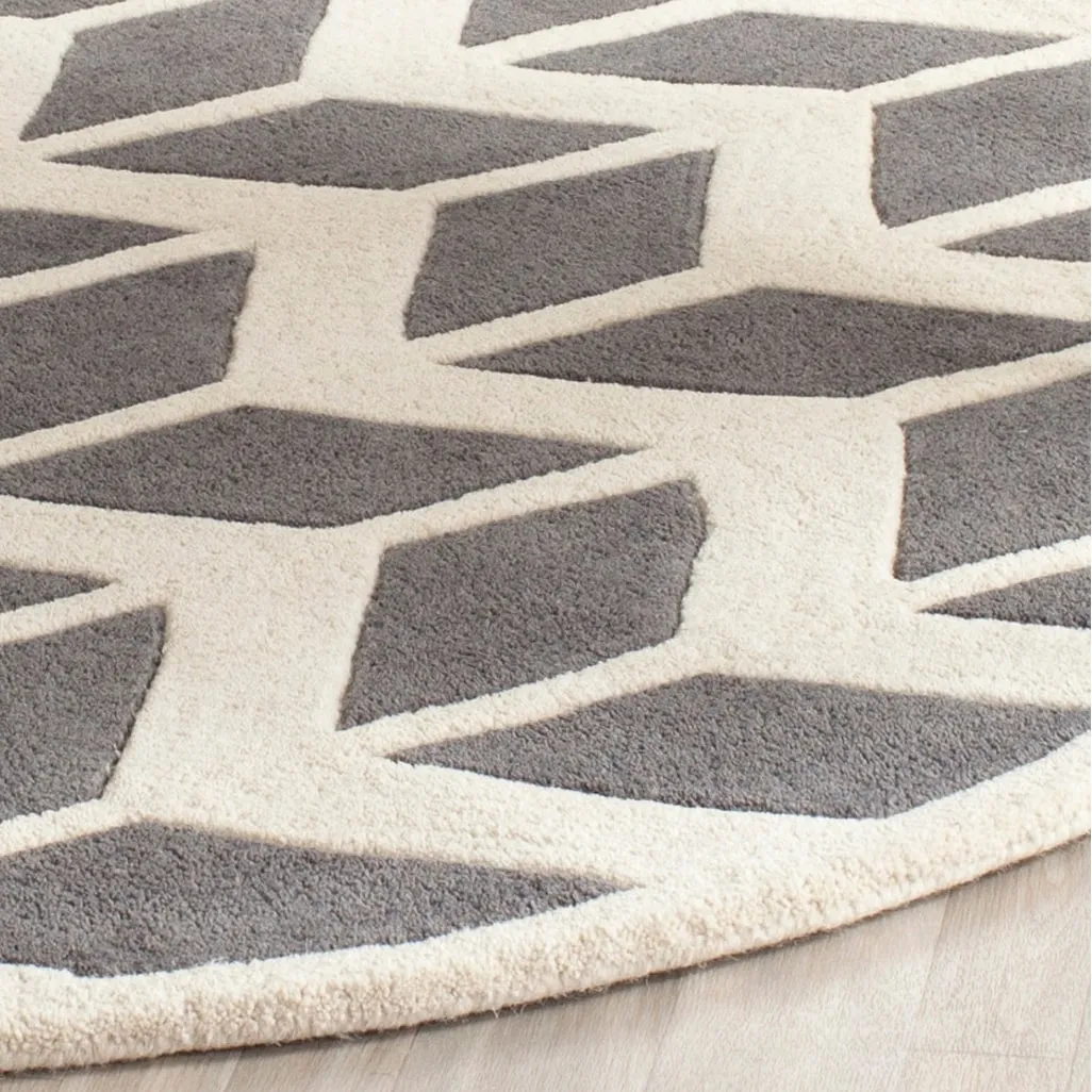 SAFAVIEH Handmade Chatham Aloyse Modern Wool Rug