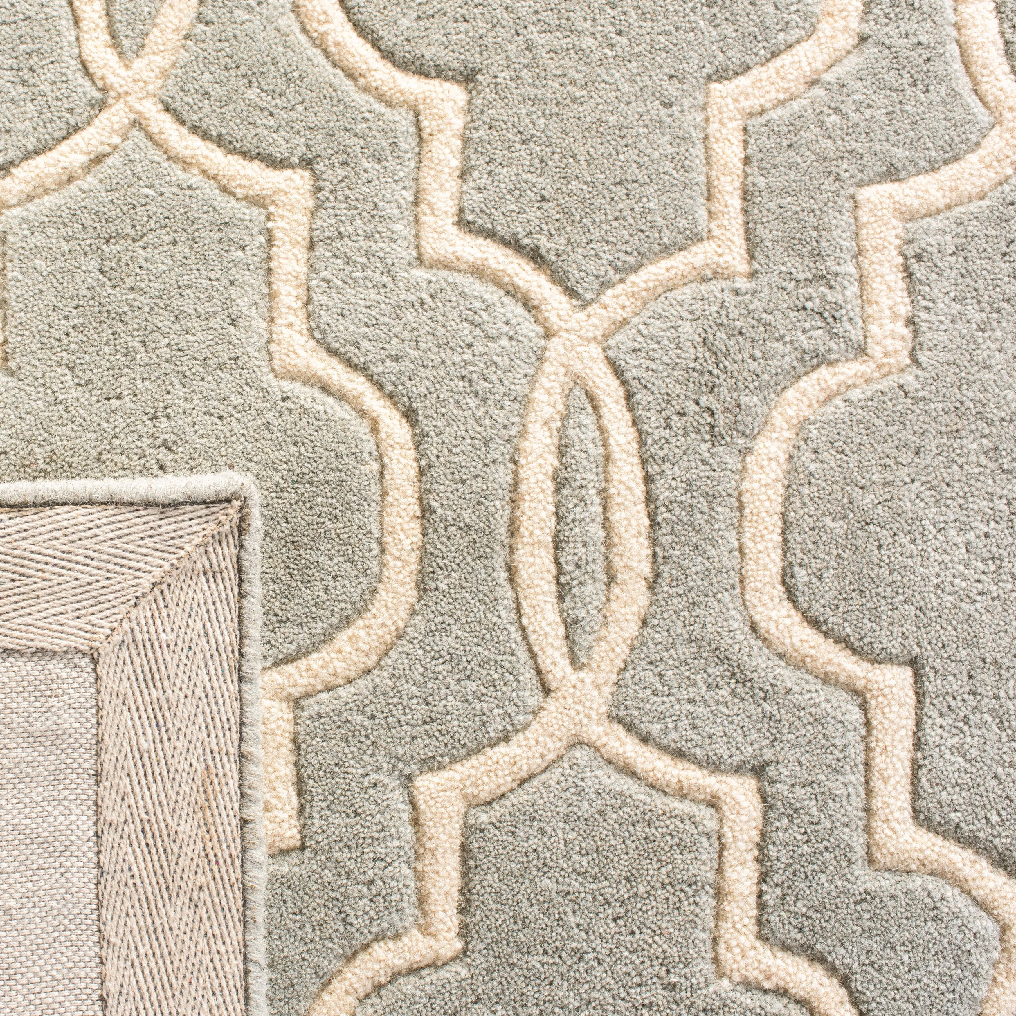 SAFAVIEH Handmade Chatham Nazzarena Modern Moroccan Wool Rug