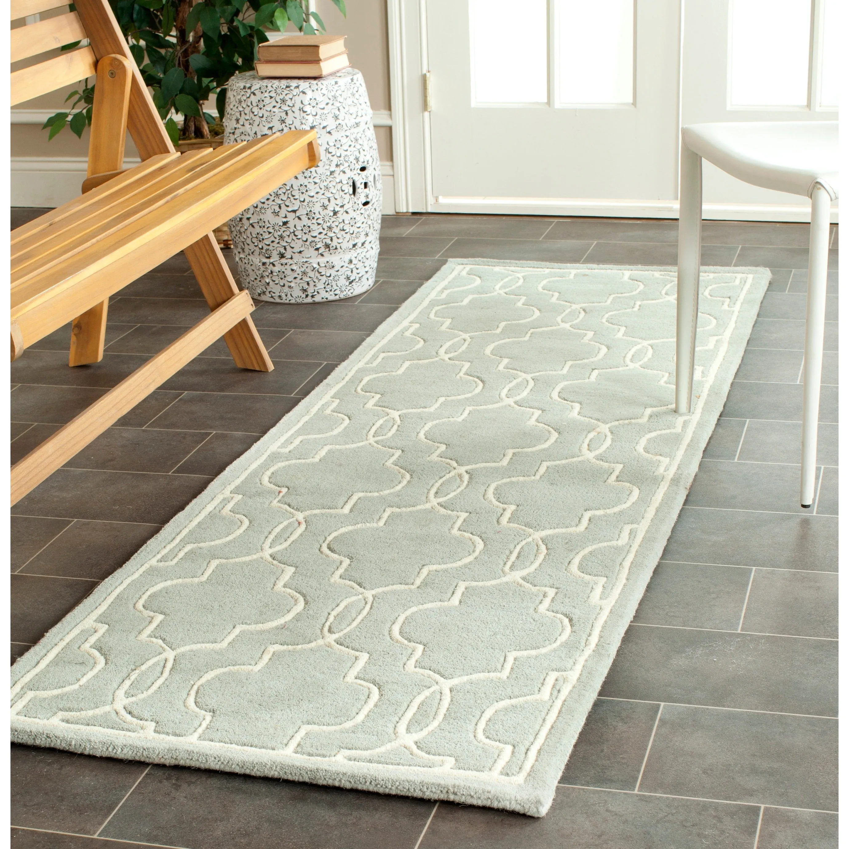 SAFAVIEH Handmade Chatham Nazzarena Modern Moroccan Wool Rug