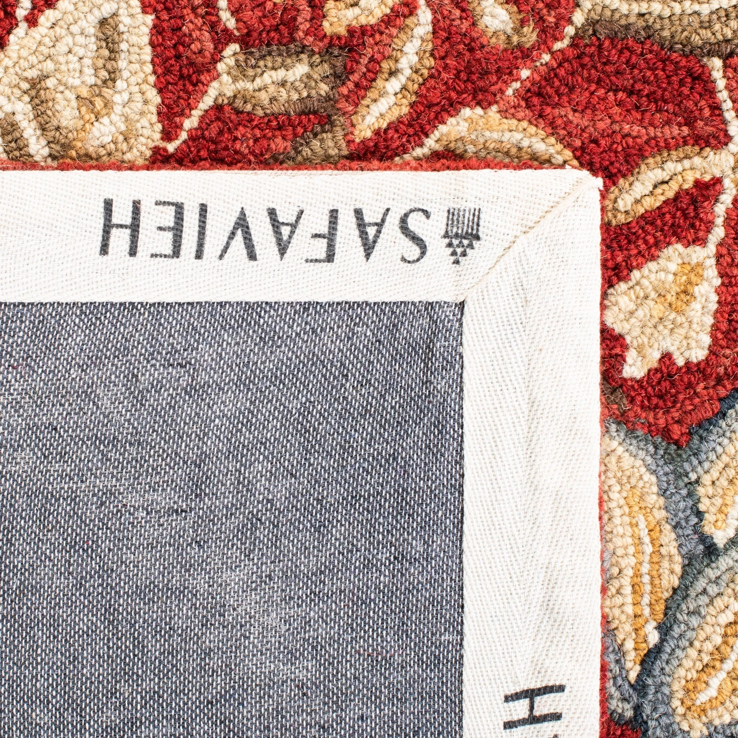 SAFAVIEH Handmade Chelsea Higinia French Country Wool Rug