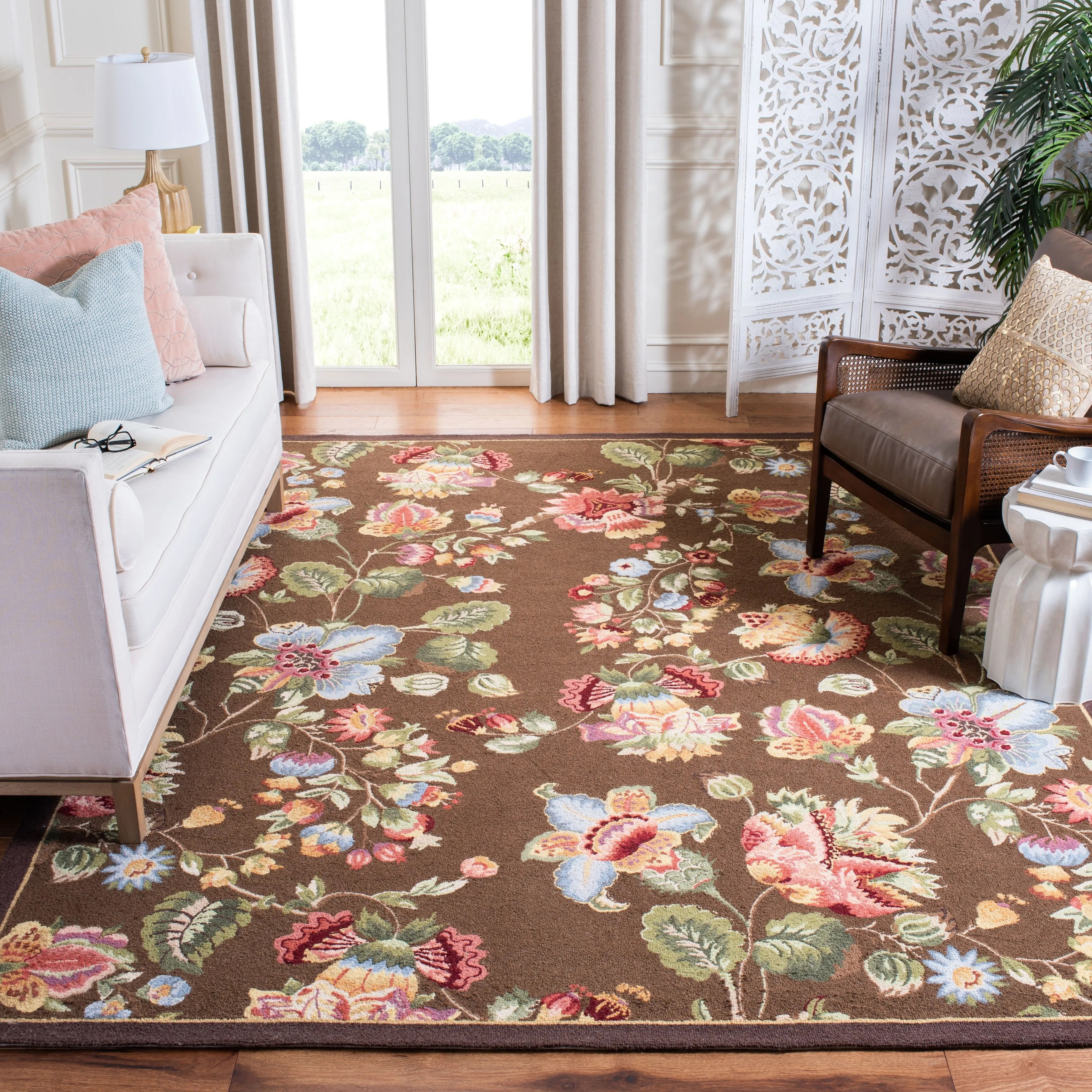 SAFAVIEH. Handmade Chelsea Jurendine French Country Floral Wool Rug