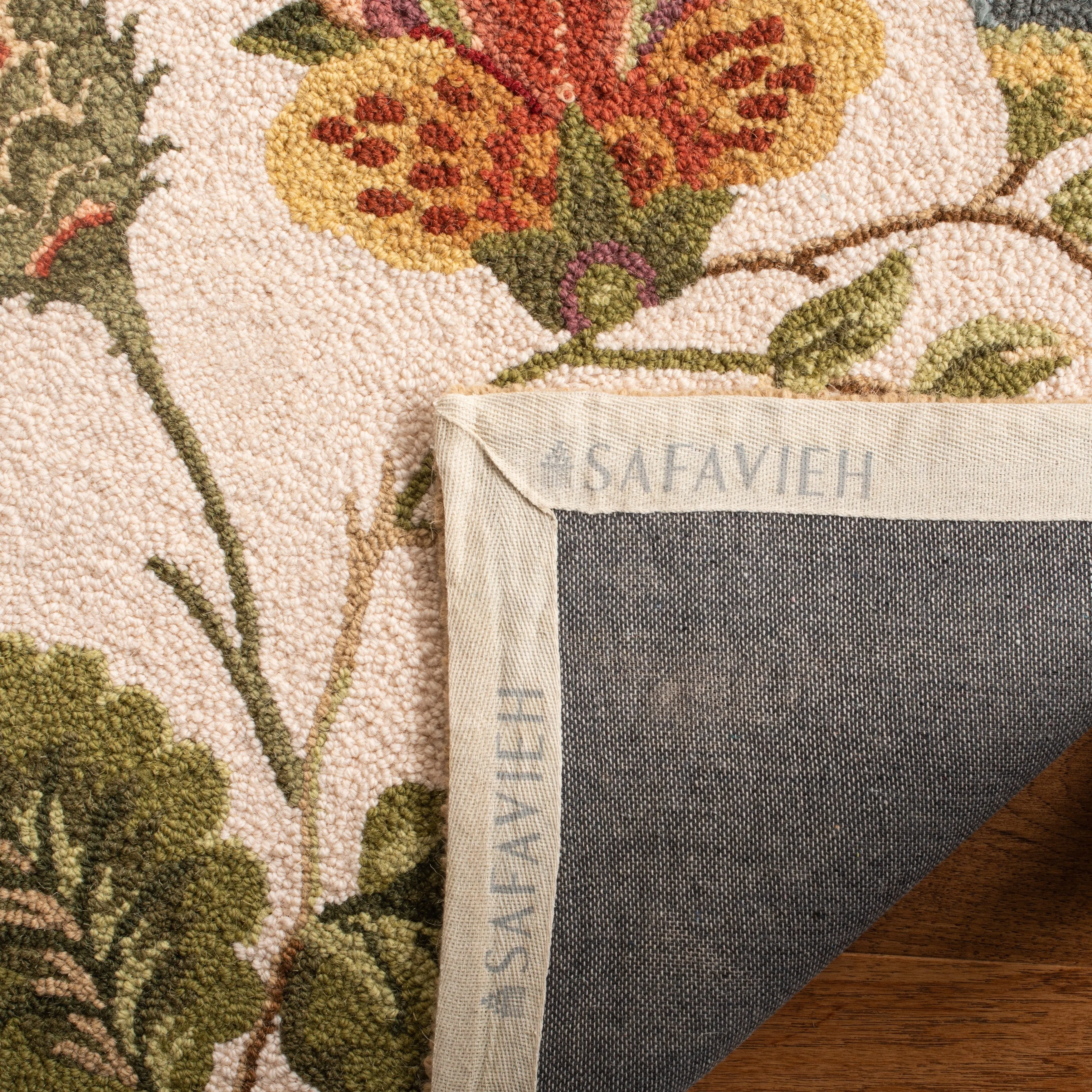 SAFAVIEH. Handmade Chelsea Jurendine French Country Floral Wool Rug