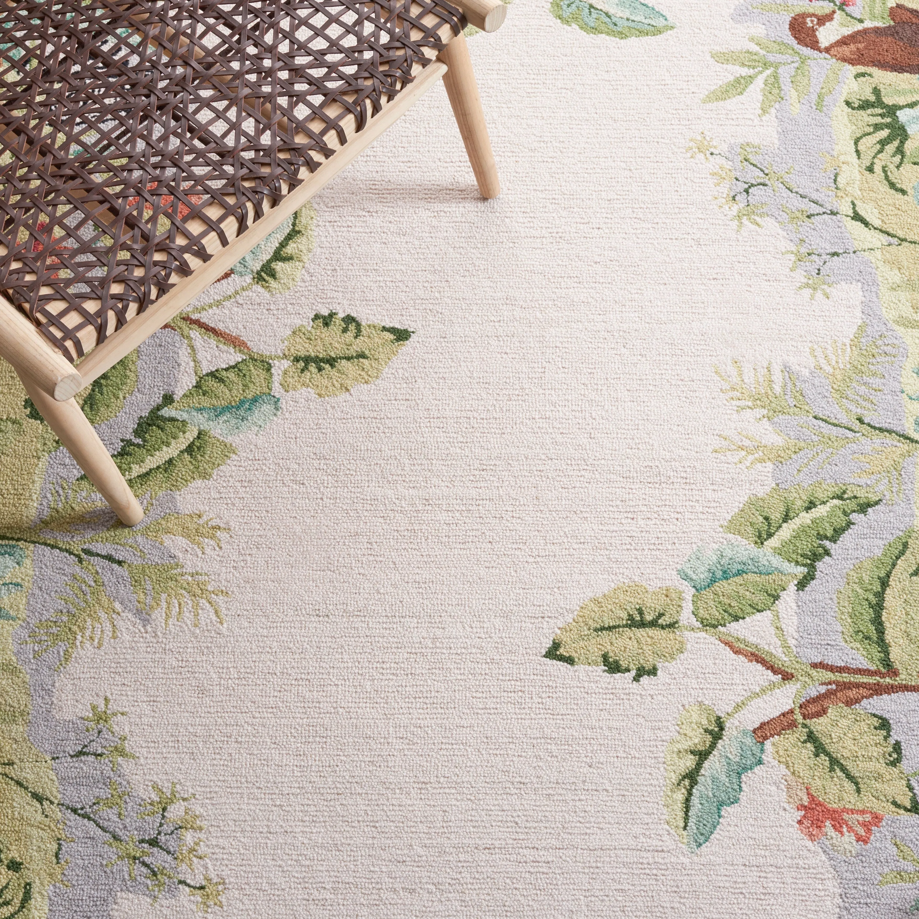 SAFAVIEH Handmade Chelsea Margrieta French Country Wool Rug