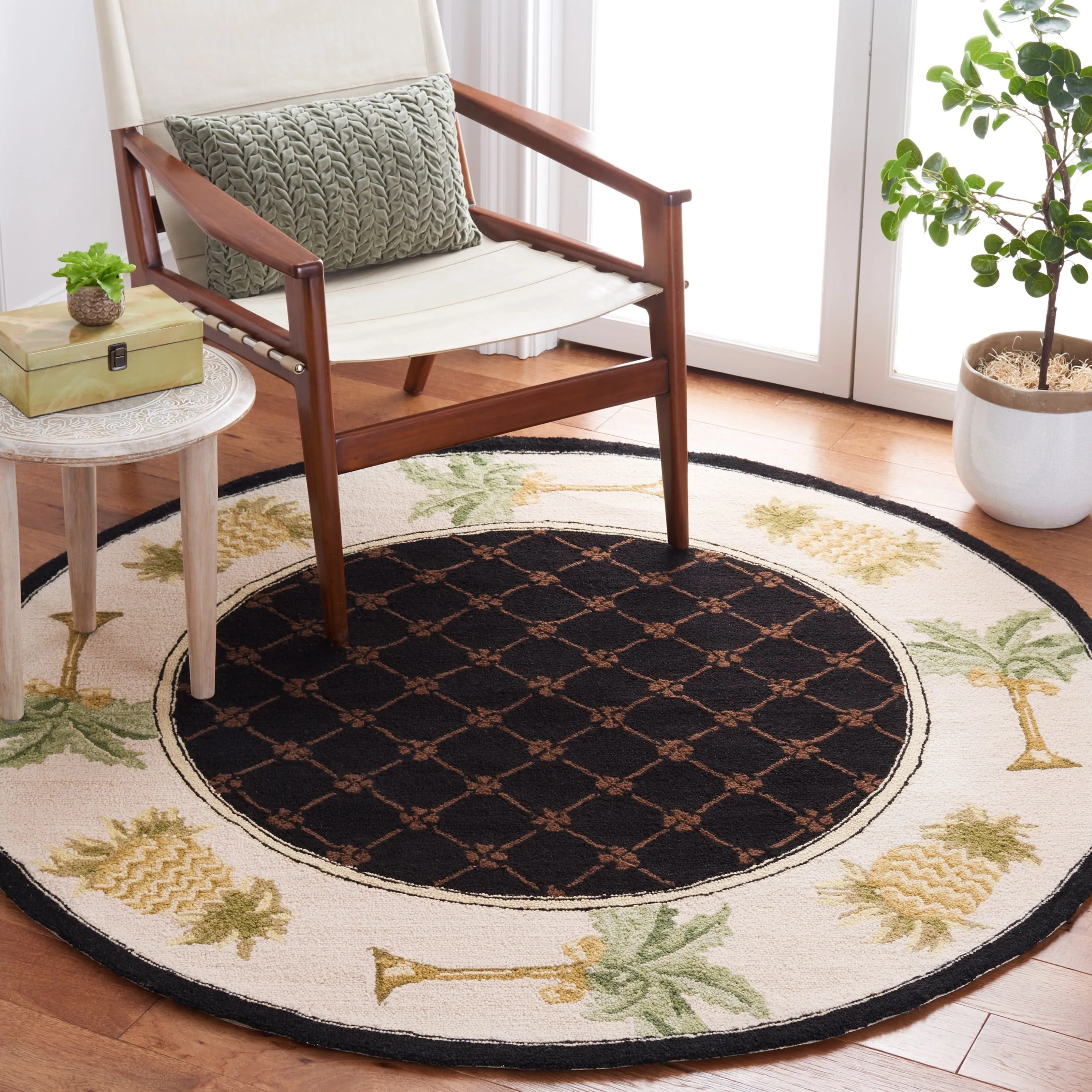 SAFAVIEH Handmade Chelsea Rusandra French Country Pineapple Tree Wool