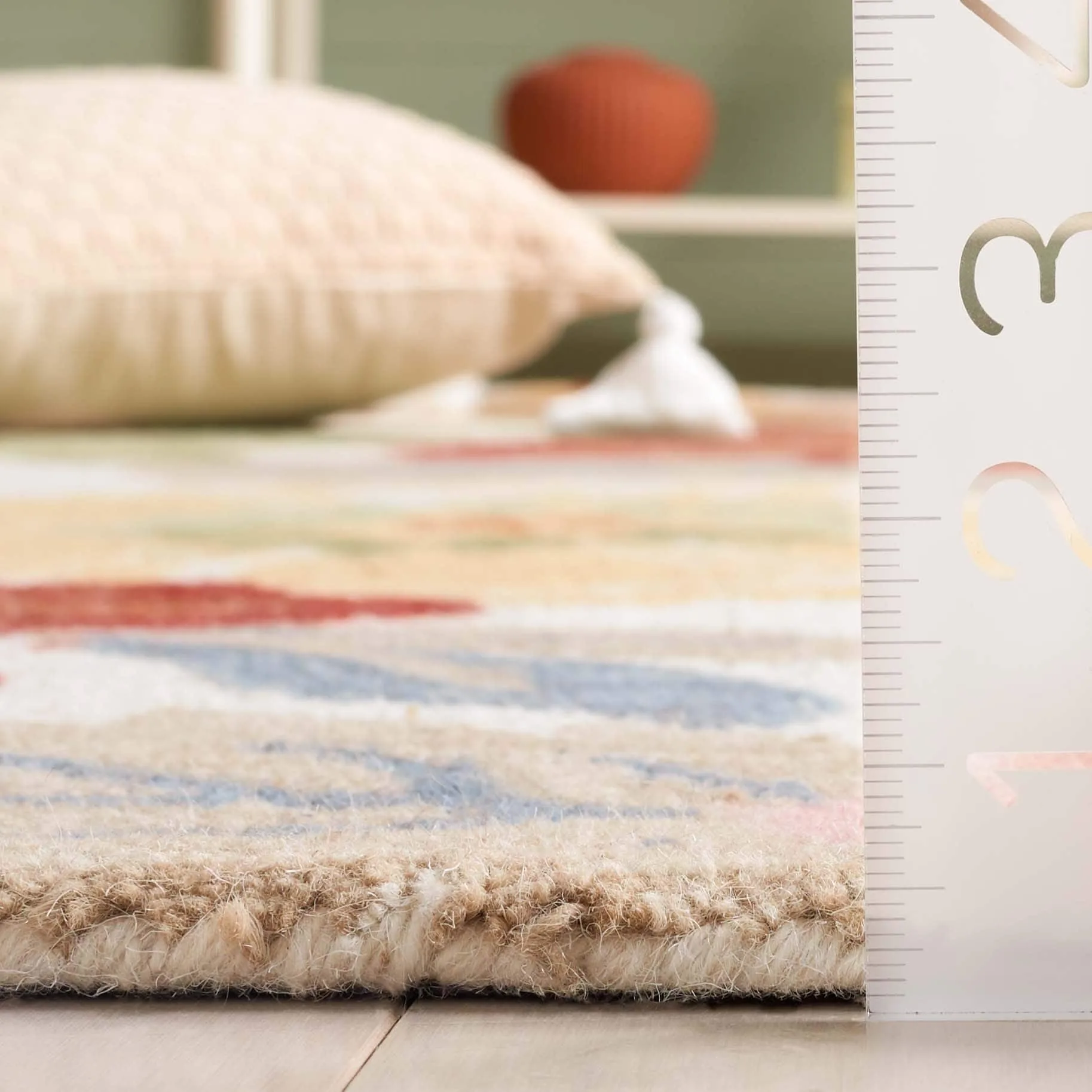 SAFAVIEH Handmade Chelsea Square Dance Country Wool Rug