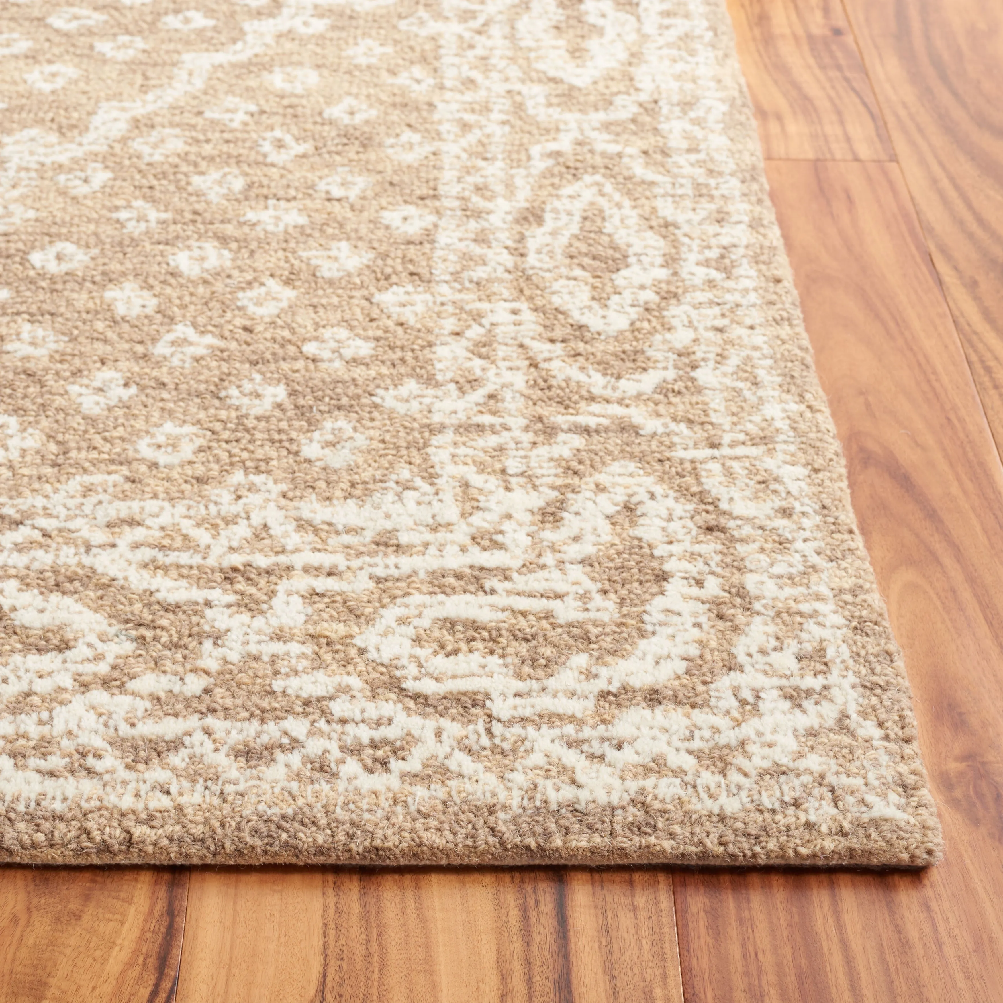 SAFAVIEH Handmade Ebony Branddis Modern Wool Rug