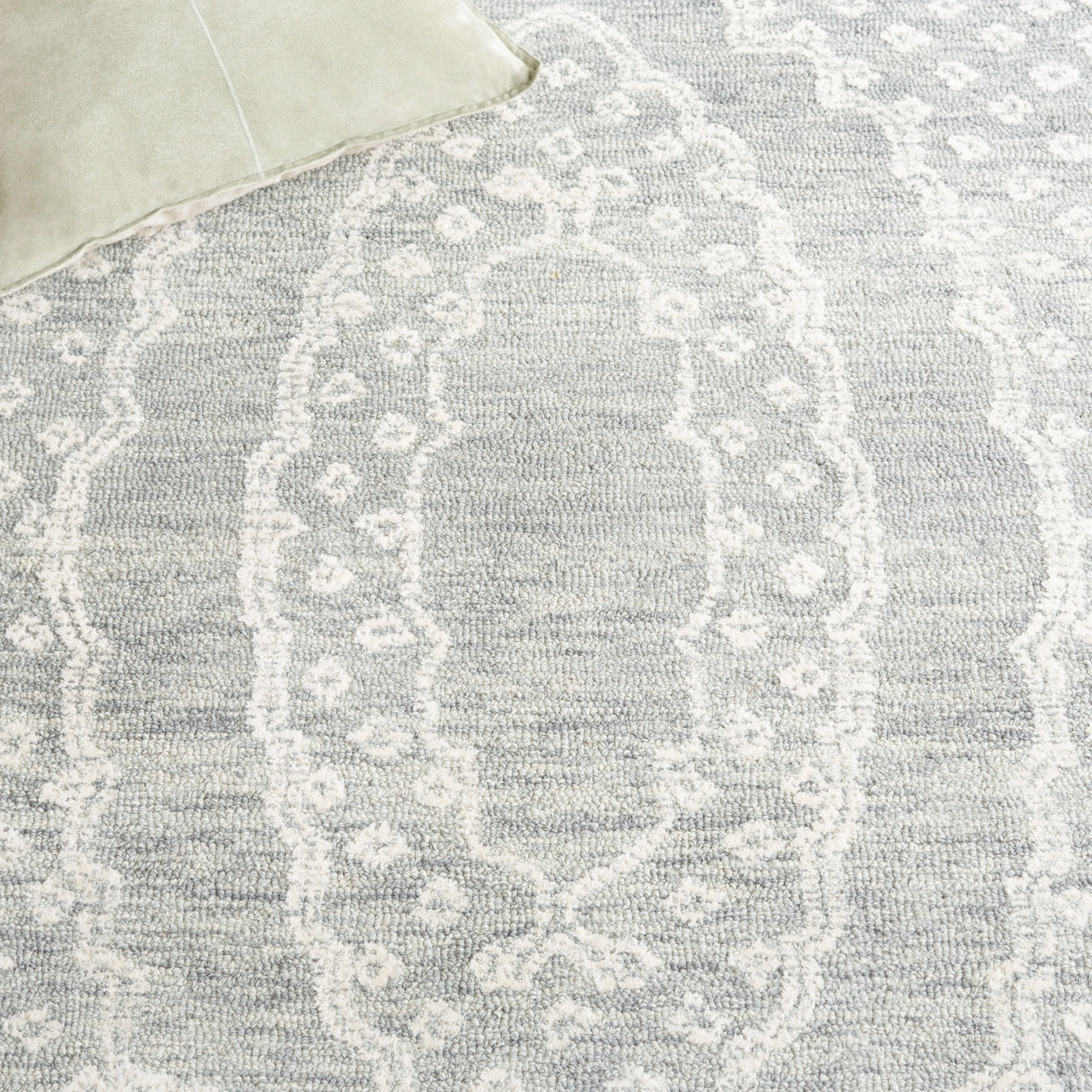 SAFAVIEH Handmade Ebony Branddis Modern Wool Rug