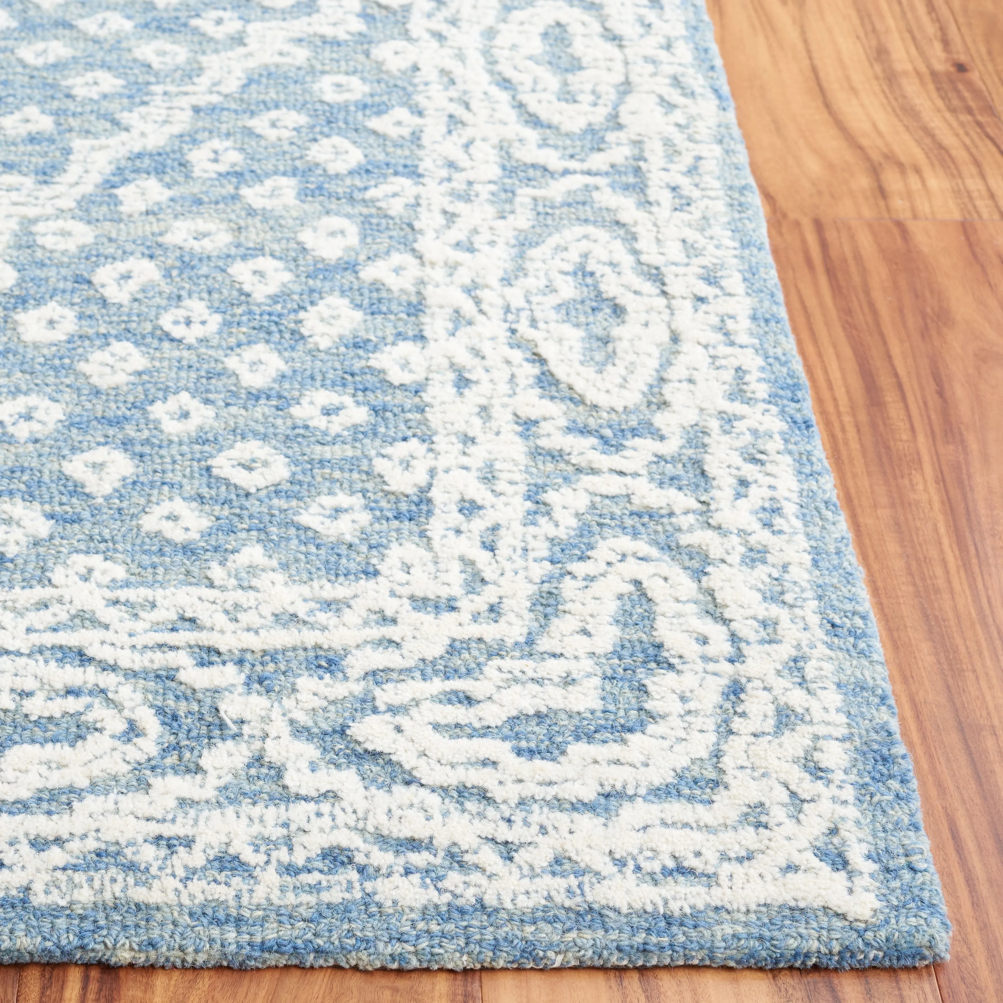 SAFAVIEH Handmade Ebony Branddis Modern Wool Rug