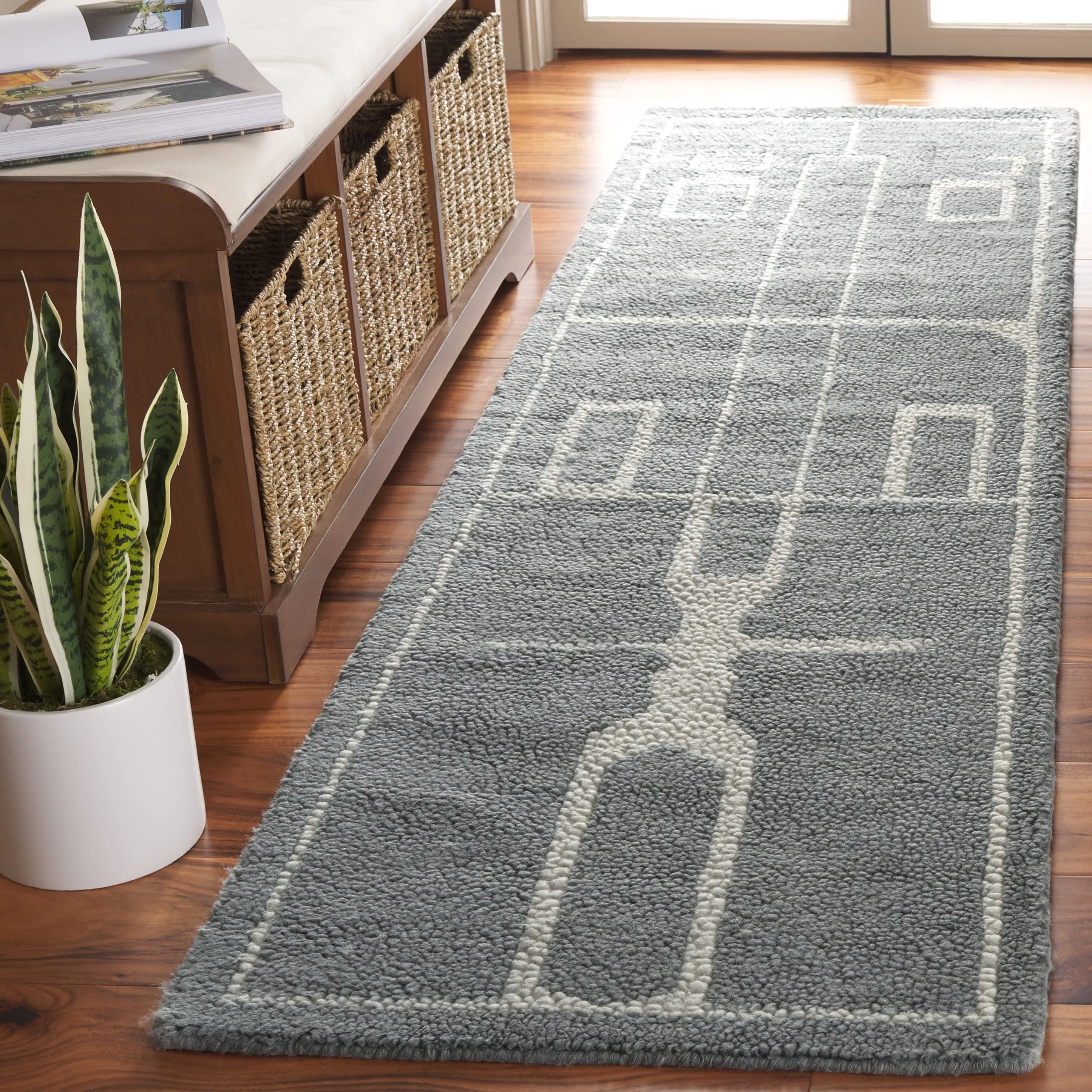 SAFAVIEH Handmade Fifth Avenue Laetitia Mid-Century Modern Wool Rug