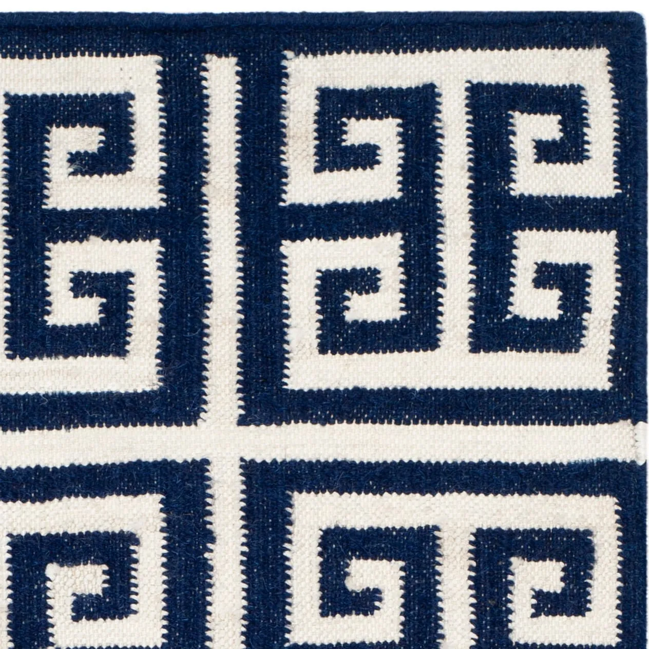 SAFAVIEH Handmade Flatweave Dhurries Oliga Modern Wool Rug