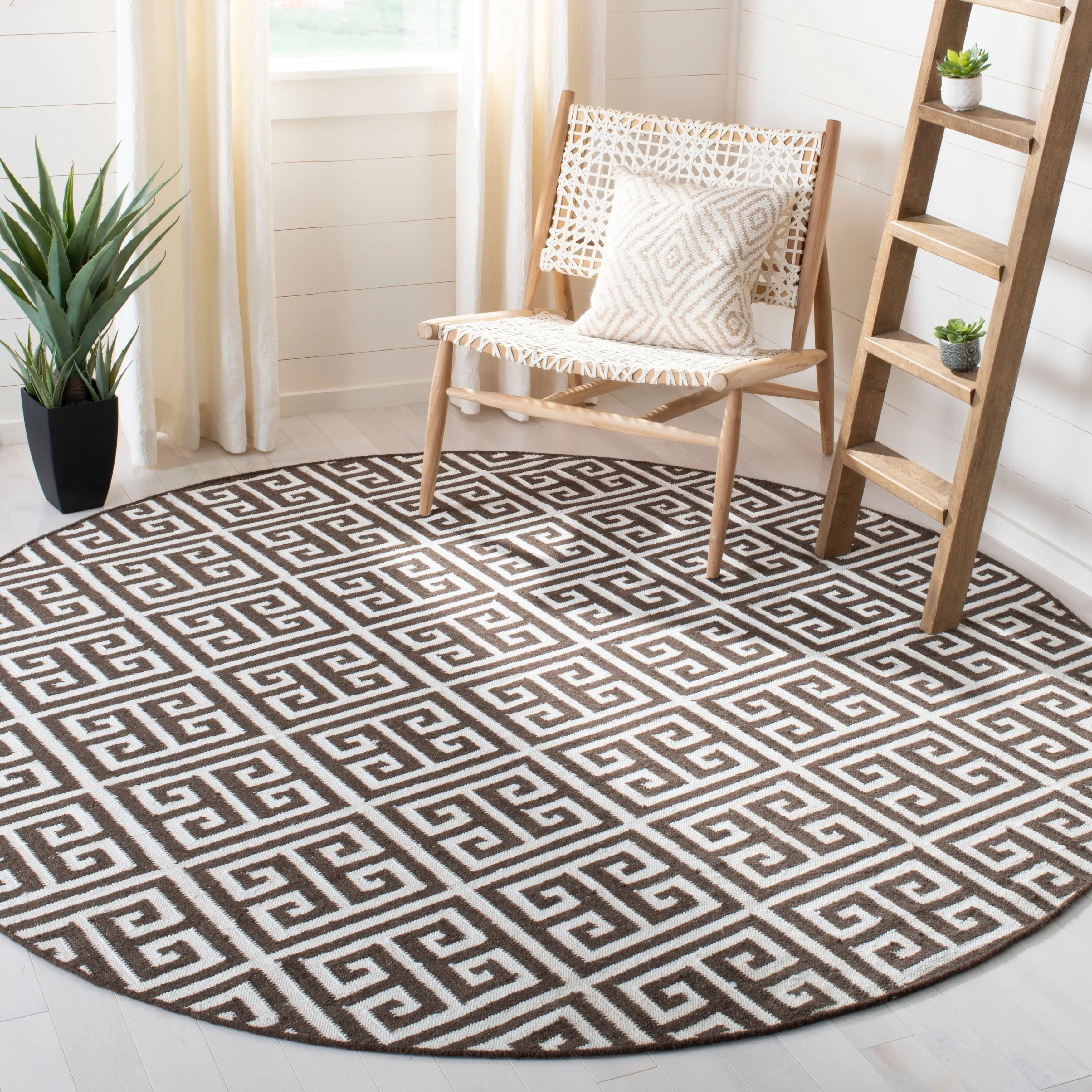 SAFAVIEH Handmade Flatweave Dhurries Oliga Modern Wool Rug