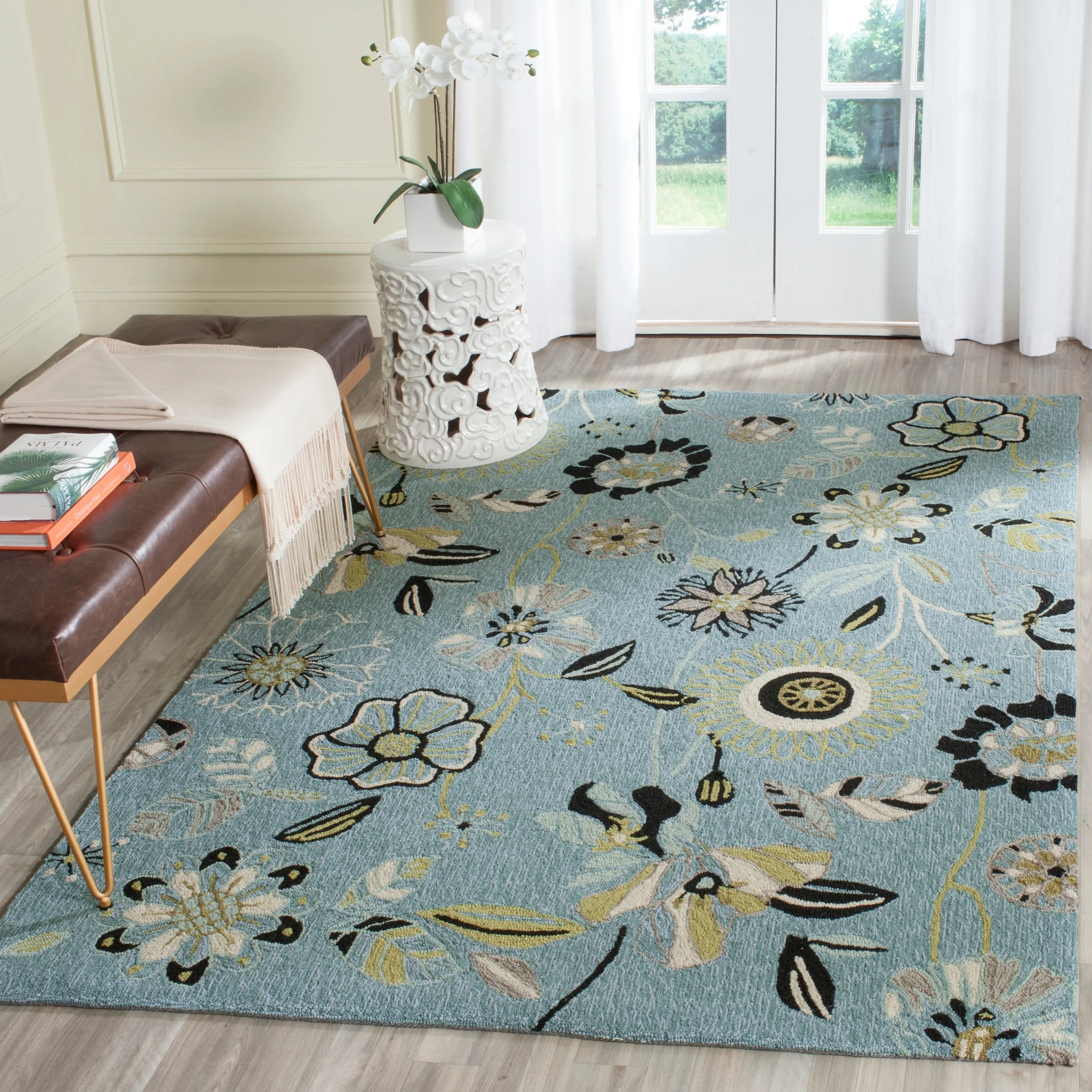 SAFAVIEH Handmade Four Seasons Salinda Floral Rug