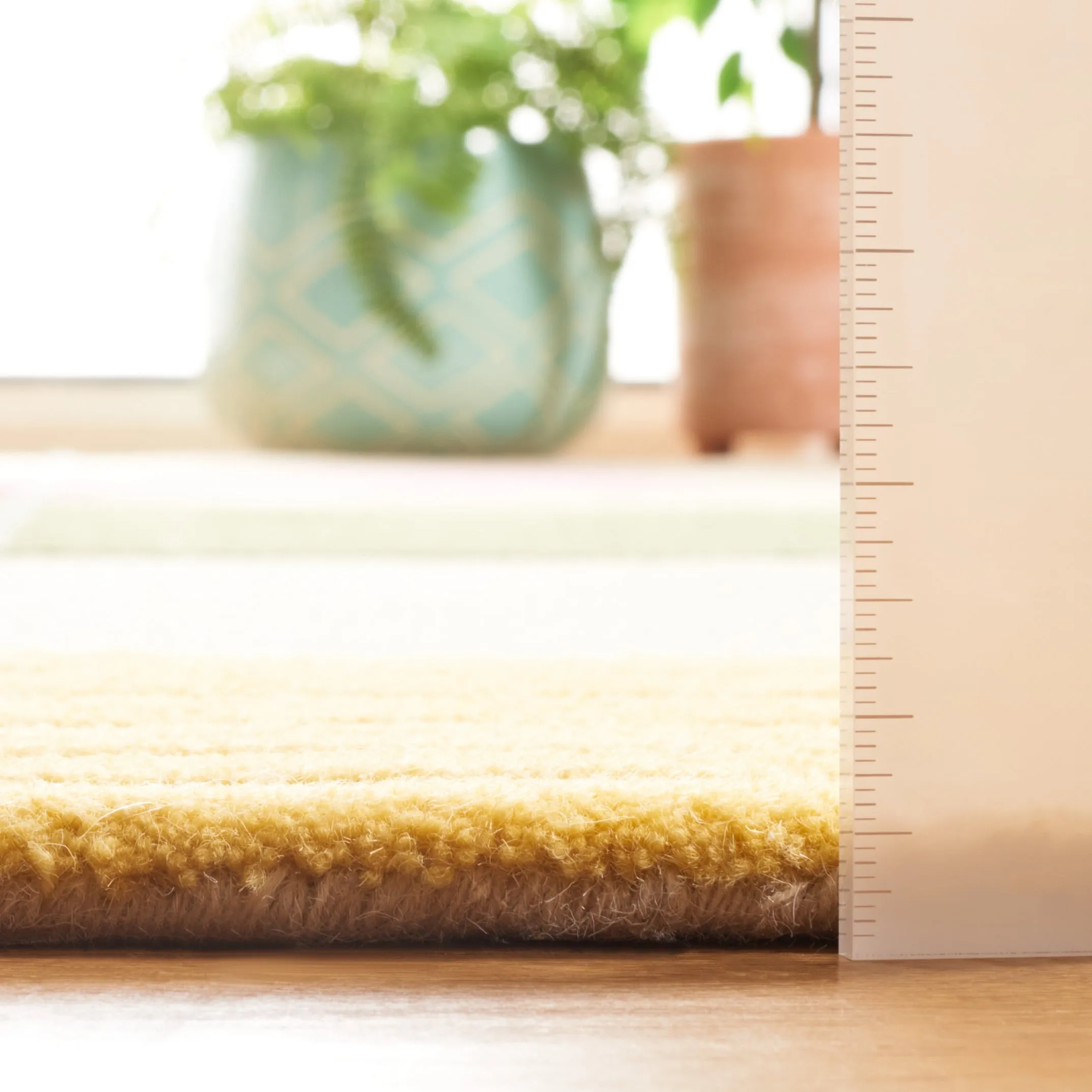SAFAVIEH Handmade Genre Saide Mid-Century Modern Wool Rug