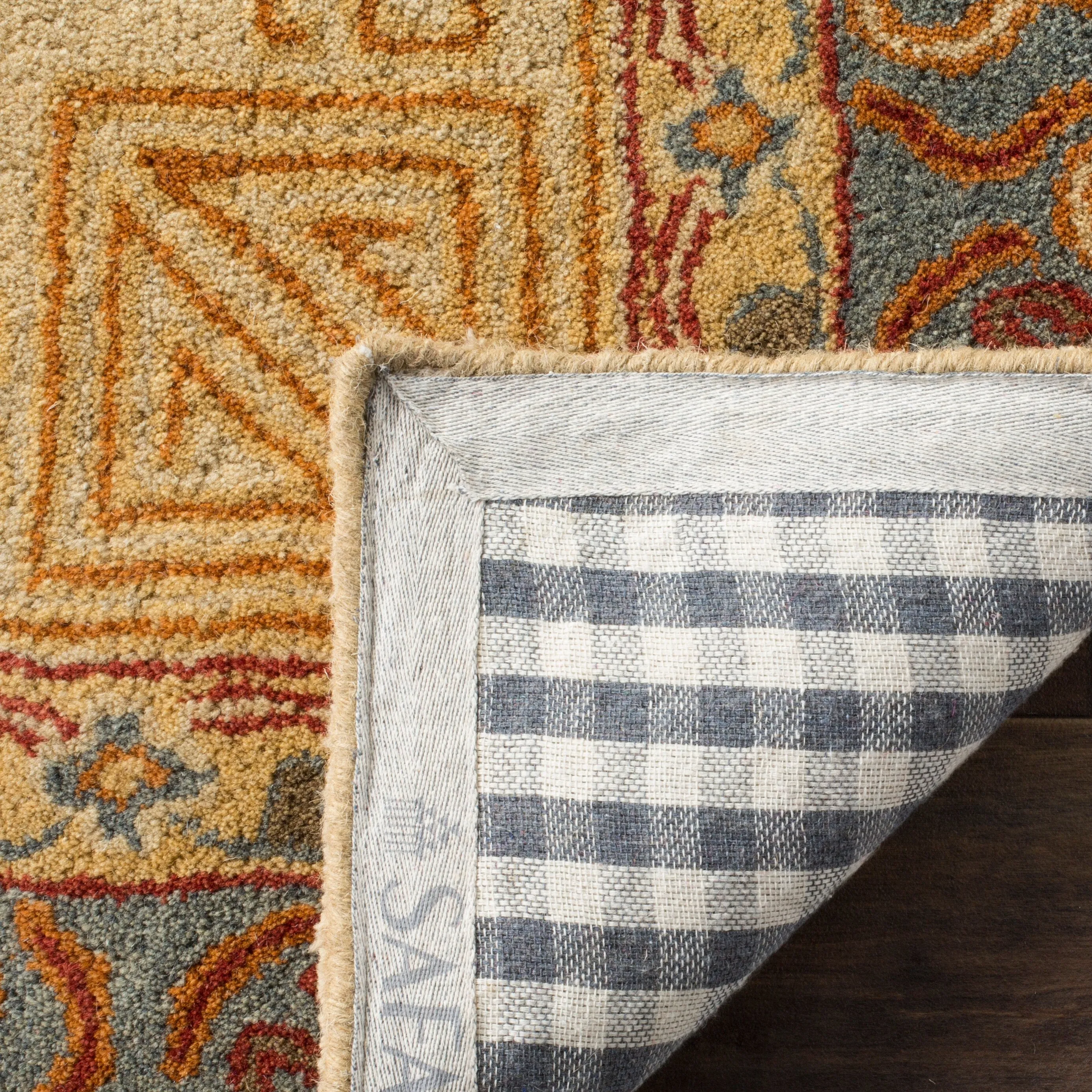 SAFAVIEH Handmade Heritage Damask Vine Traditional Oriental Wool Rug