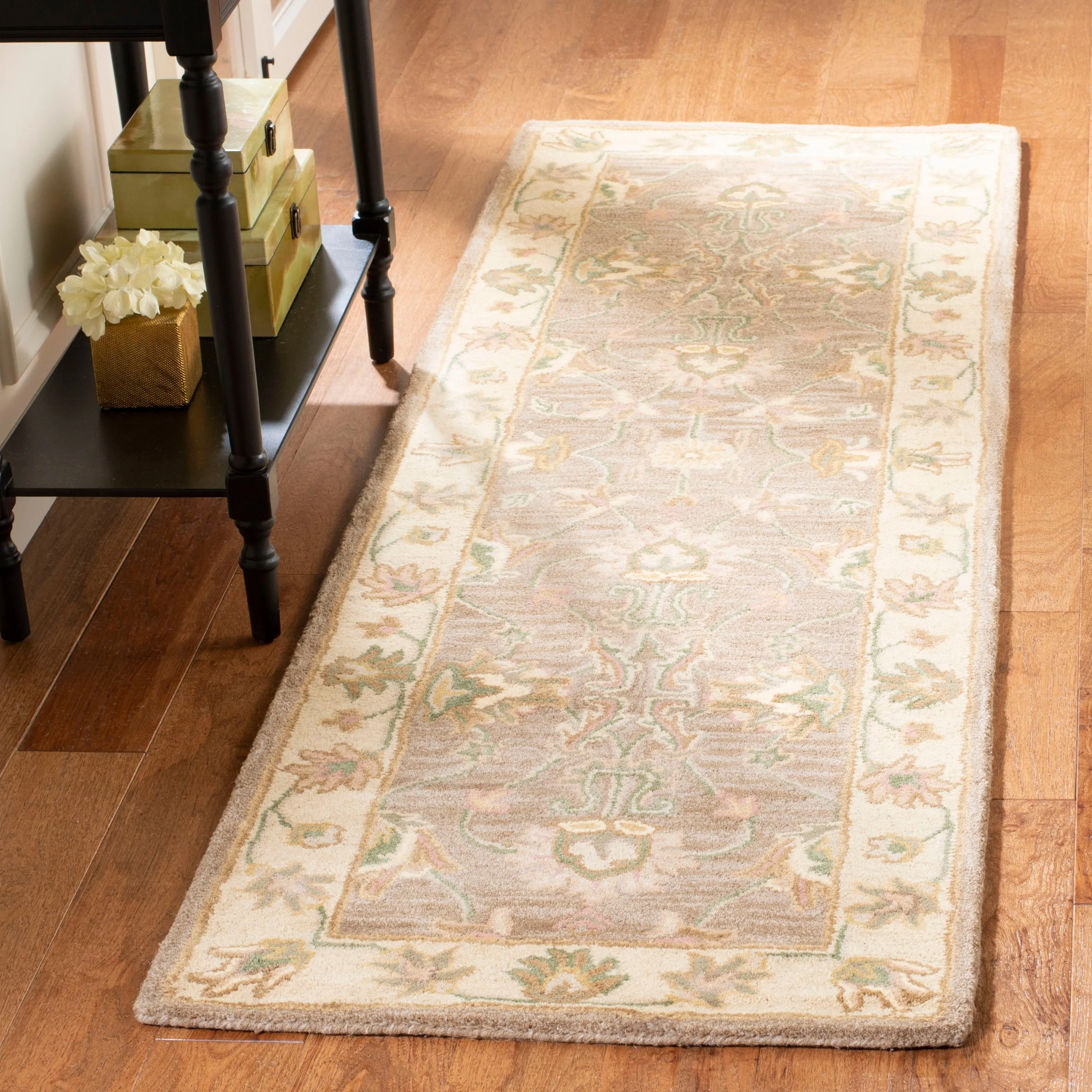 SAFAVIEH Handmade Heritage Kimono Traditional Oriental Wool Rug