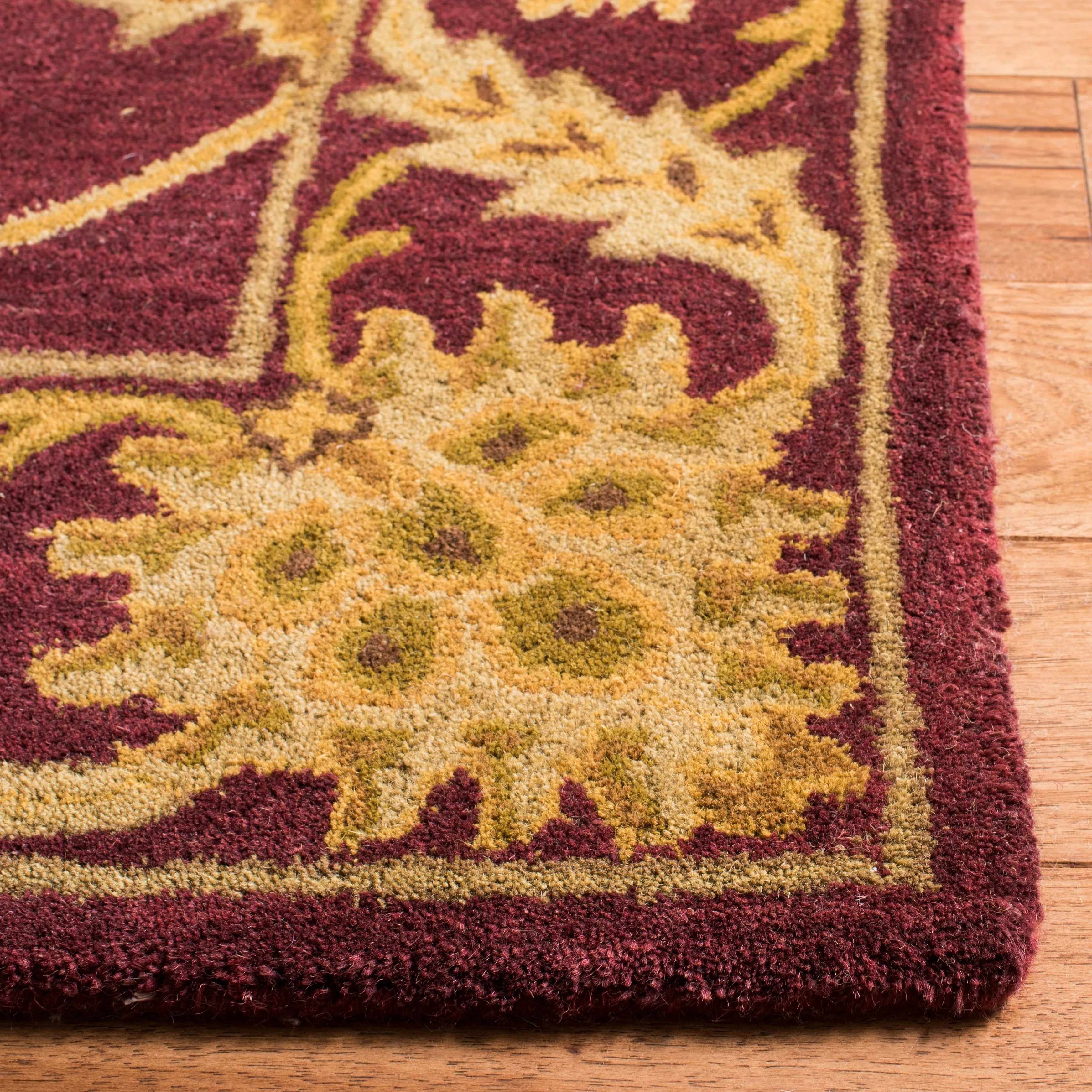 SAFAVIEH Handmade Heritage Lehte Traditional Oriental Wool Rug