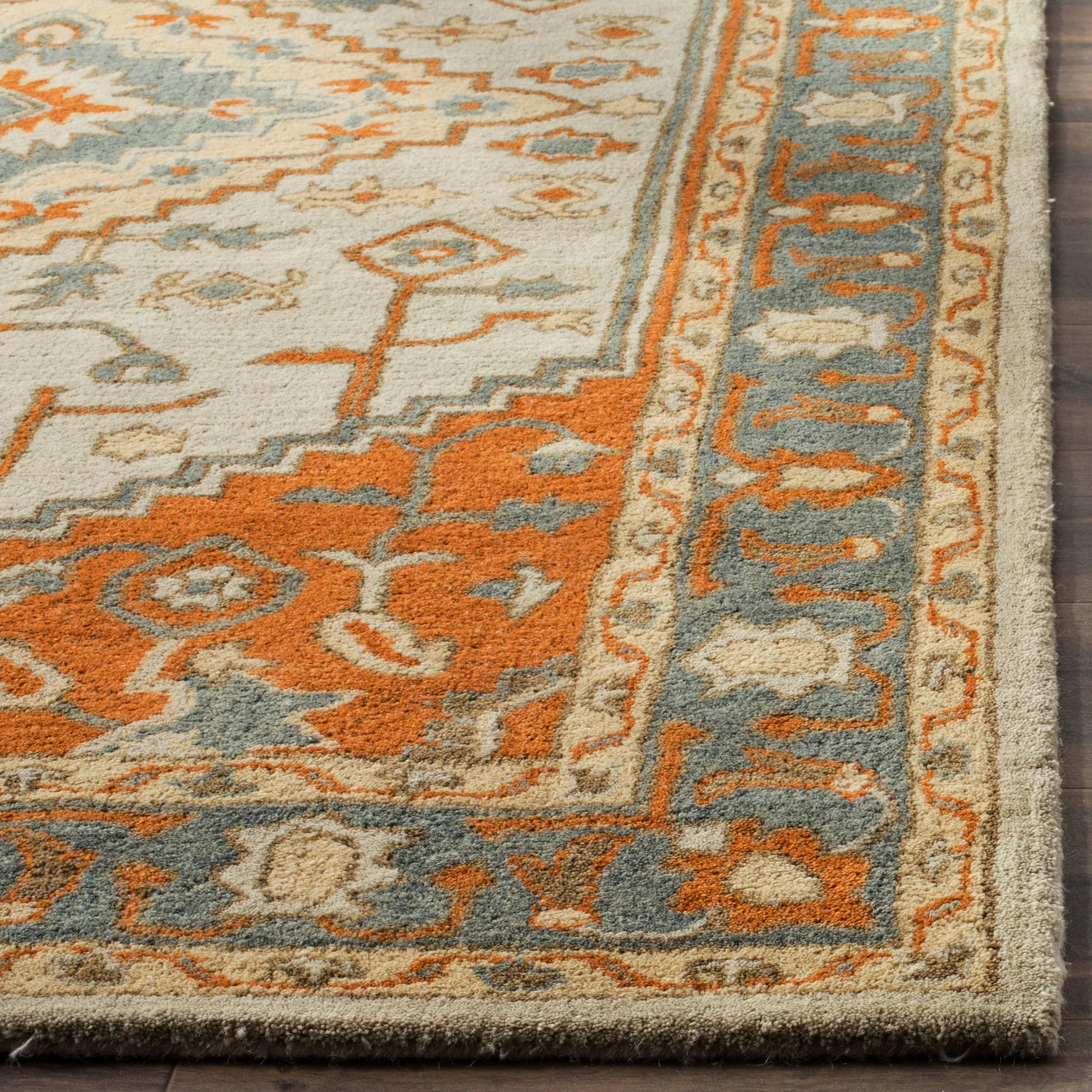 SAFAVIEH Handmade Heritage Seaflora Traditional Oriental Wool Rug