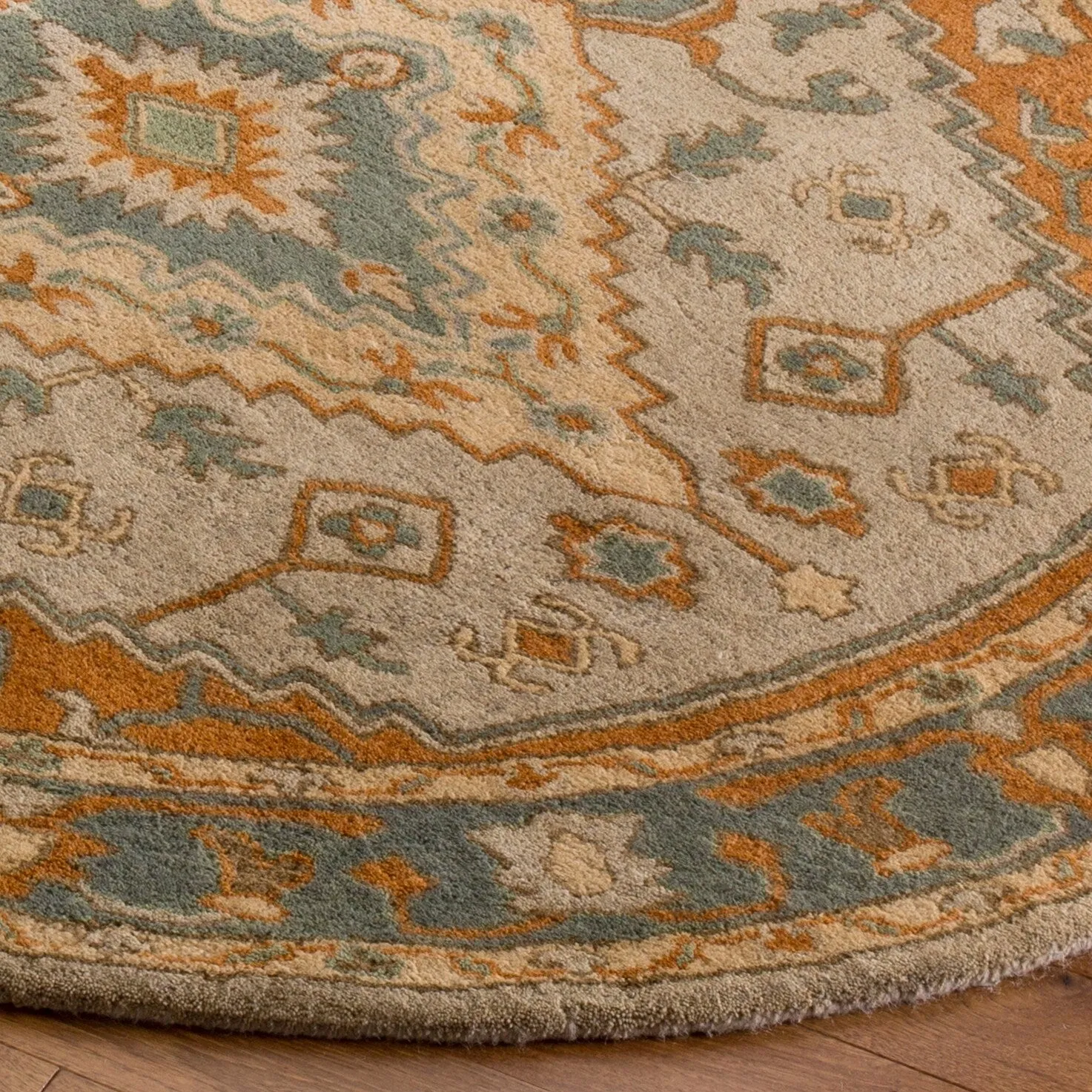 SAFAVIEH Handmade Heritage Seaflora Traditional Oriental Wool Rug