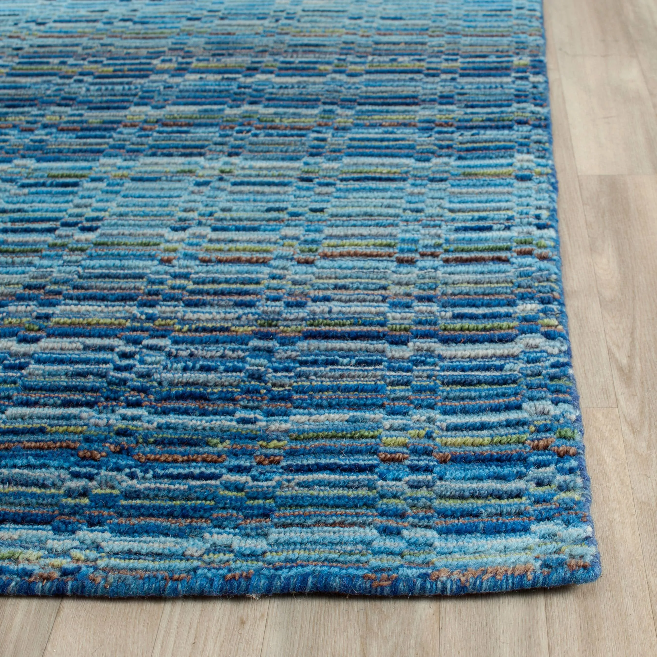 SAFAVIEH Handmade Himalaya Faygah Modern Wool Rug
