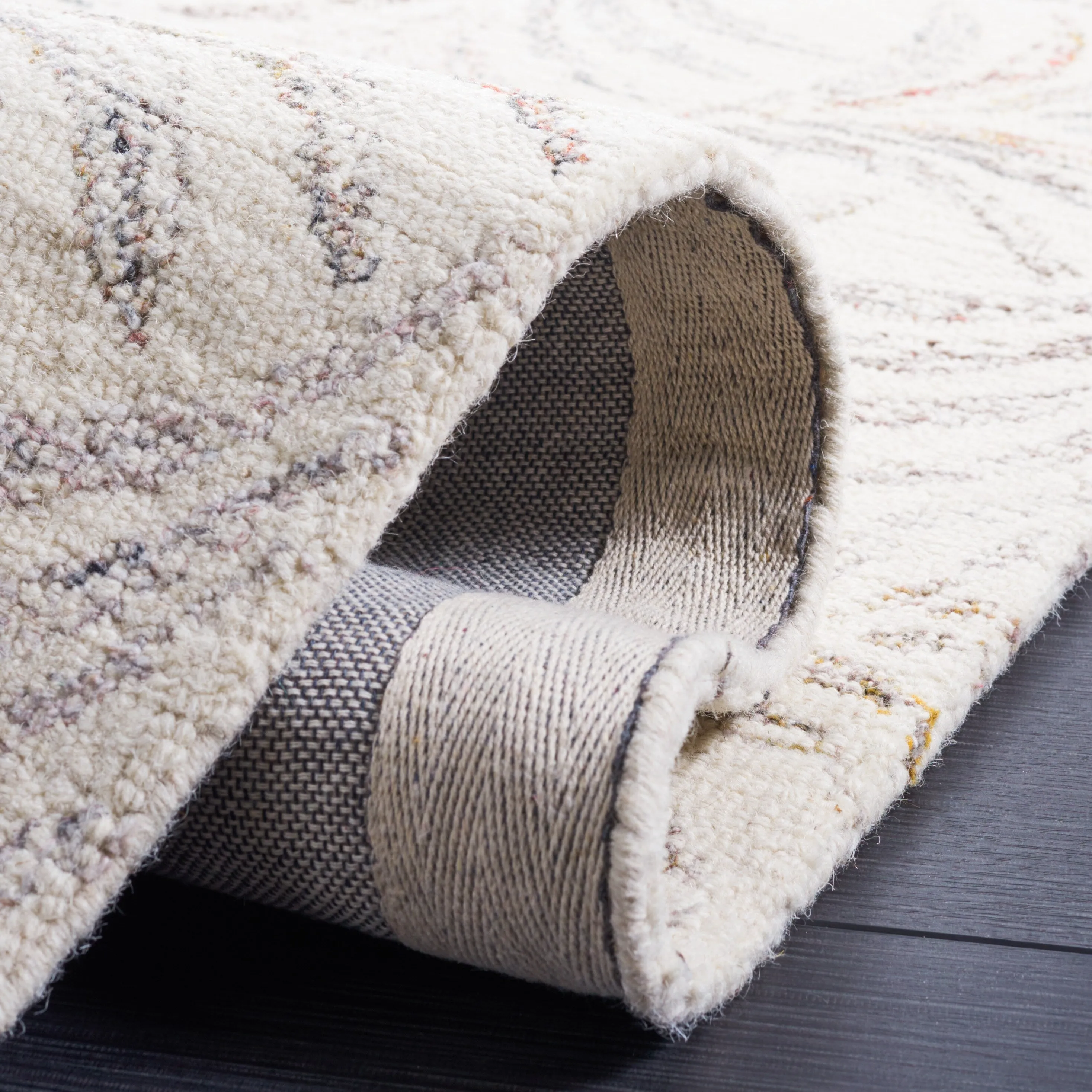 SAFAVIEH Handmade Jardin Hazan Wool Rug