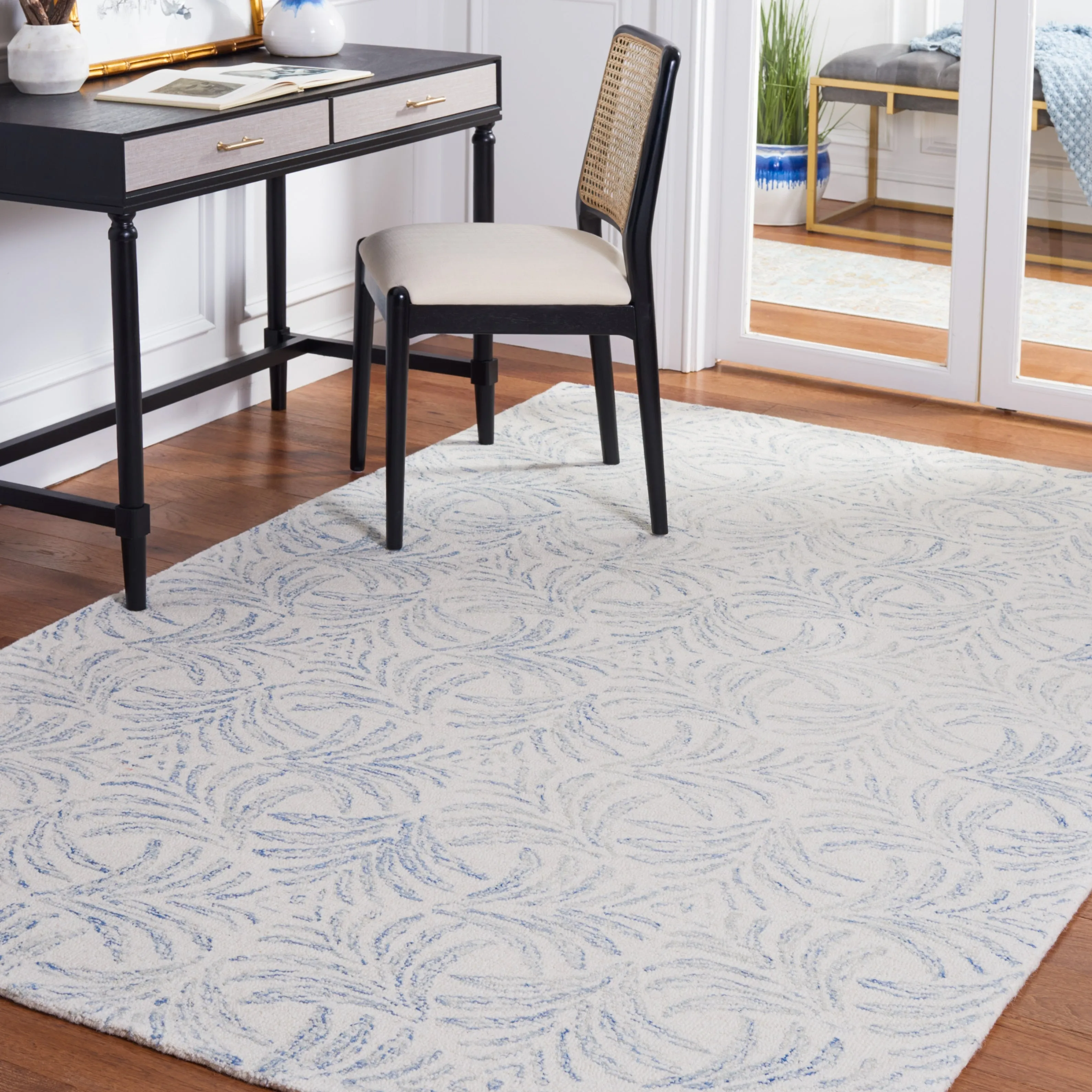 SAFAVIEH Handmade Jardin Hazan Wool Rug