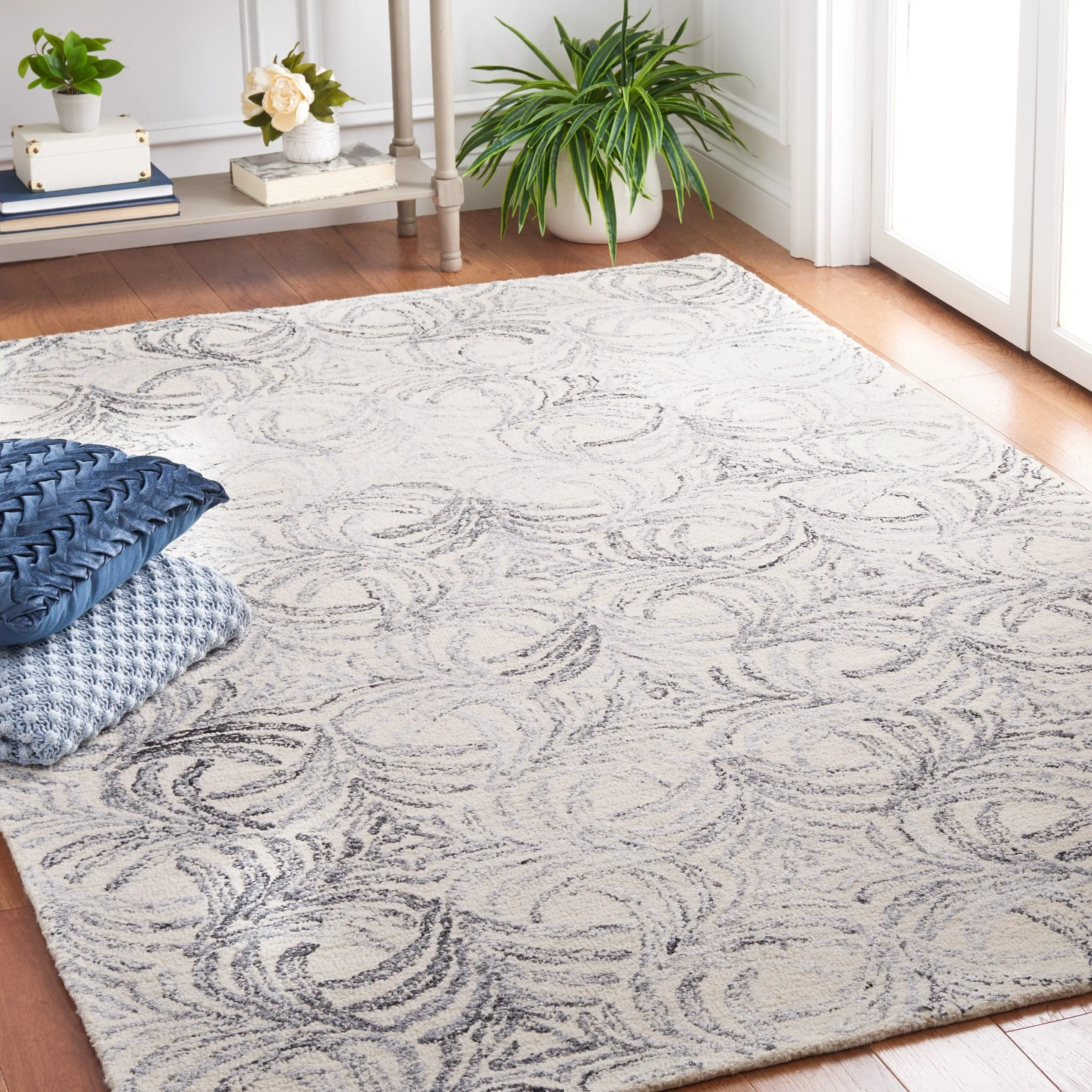 SAFAVIEH Handmade Jardin Hazan Wool Rug