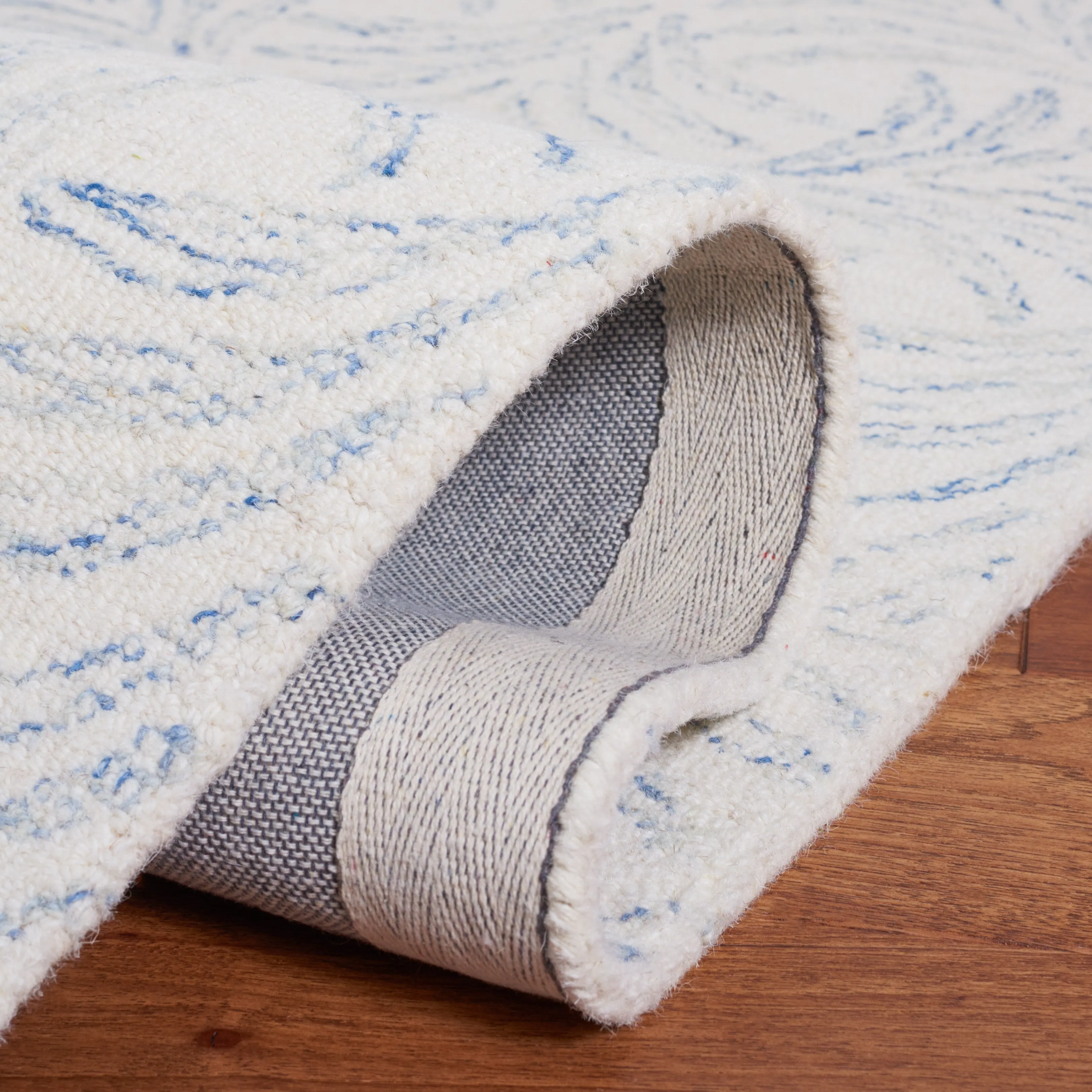 SAFAVIEH Handmade Jardin Hazan Wool Rug