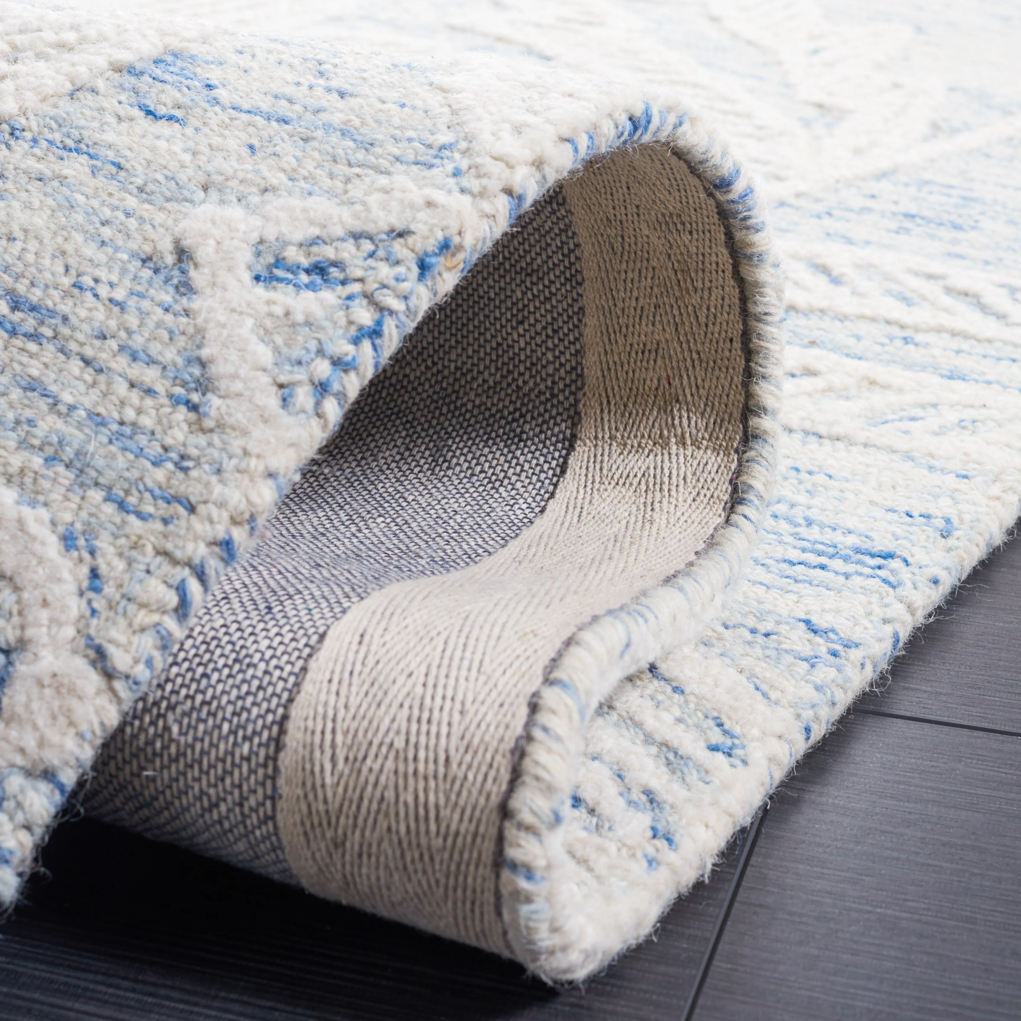 SAFAVIEH Handmade Jardin Kathe Floral Wool Rug