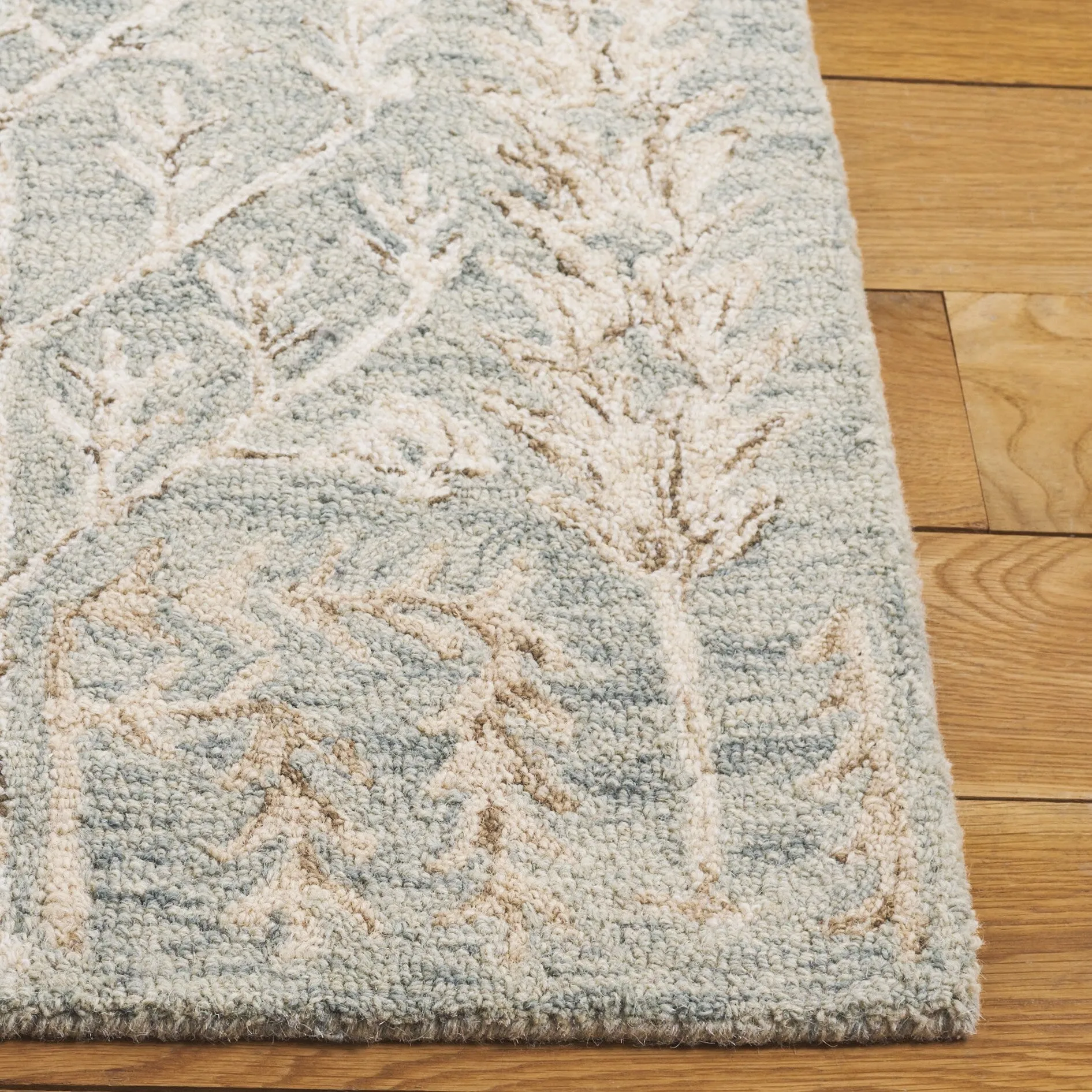 SAFAVIEH Handmade Jardin Timotea Wool Rug