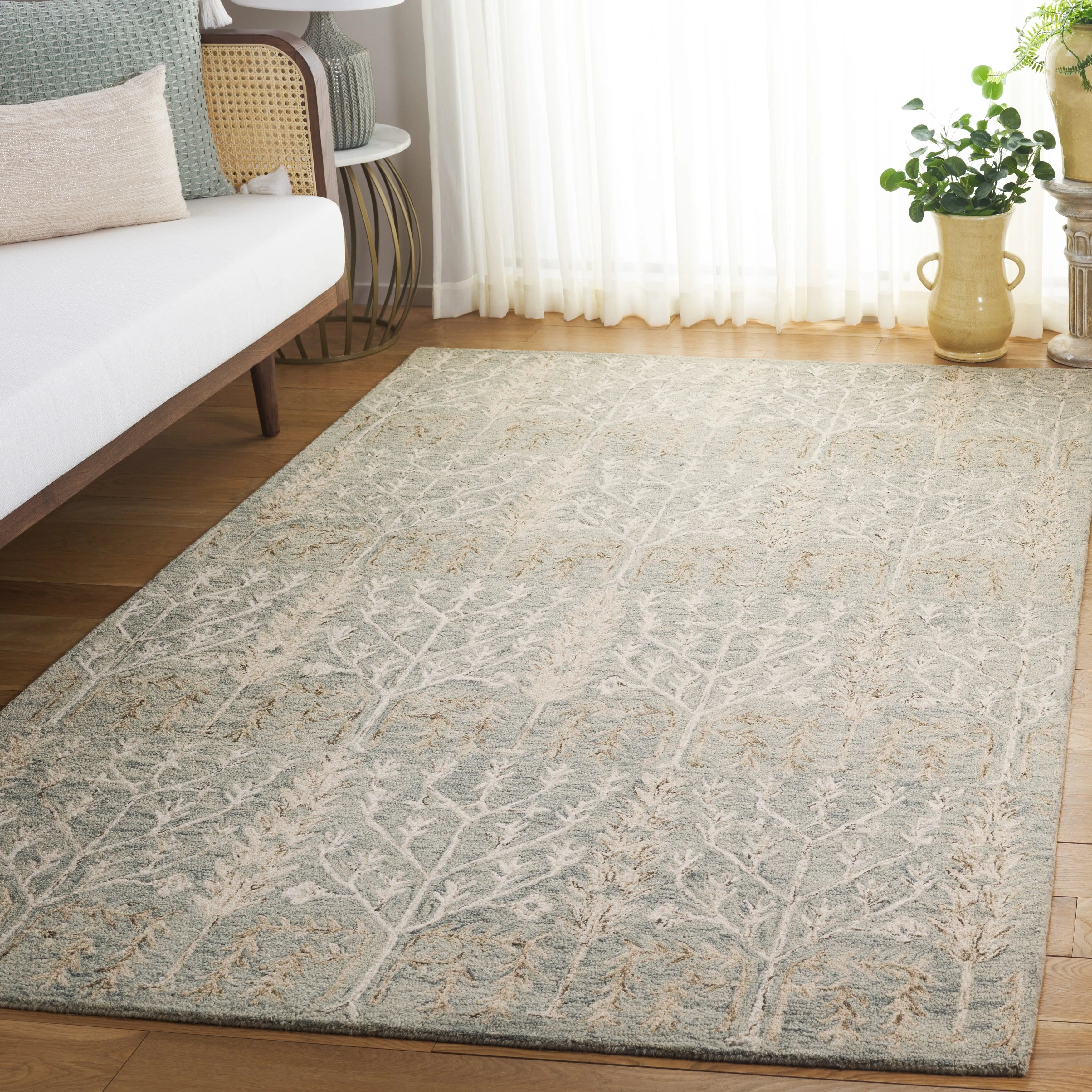 SAFAVIEH Handmade Jardin Timotea Wool Rug