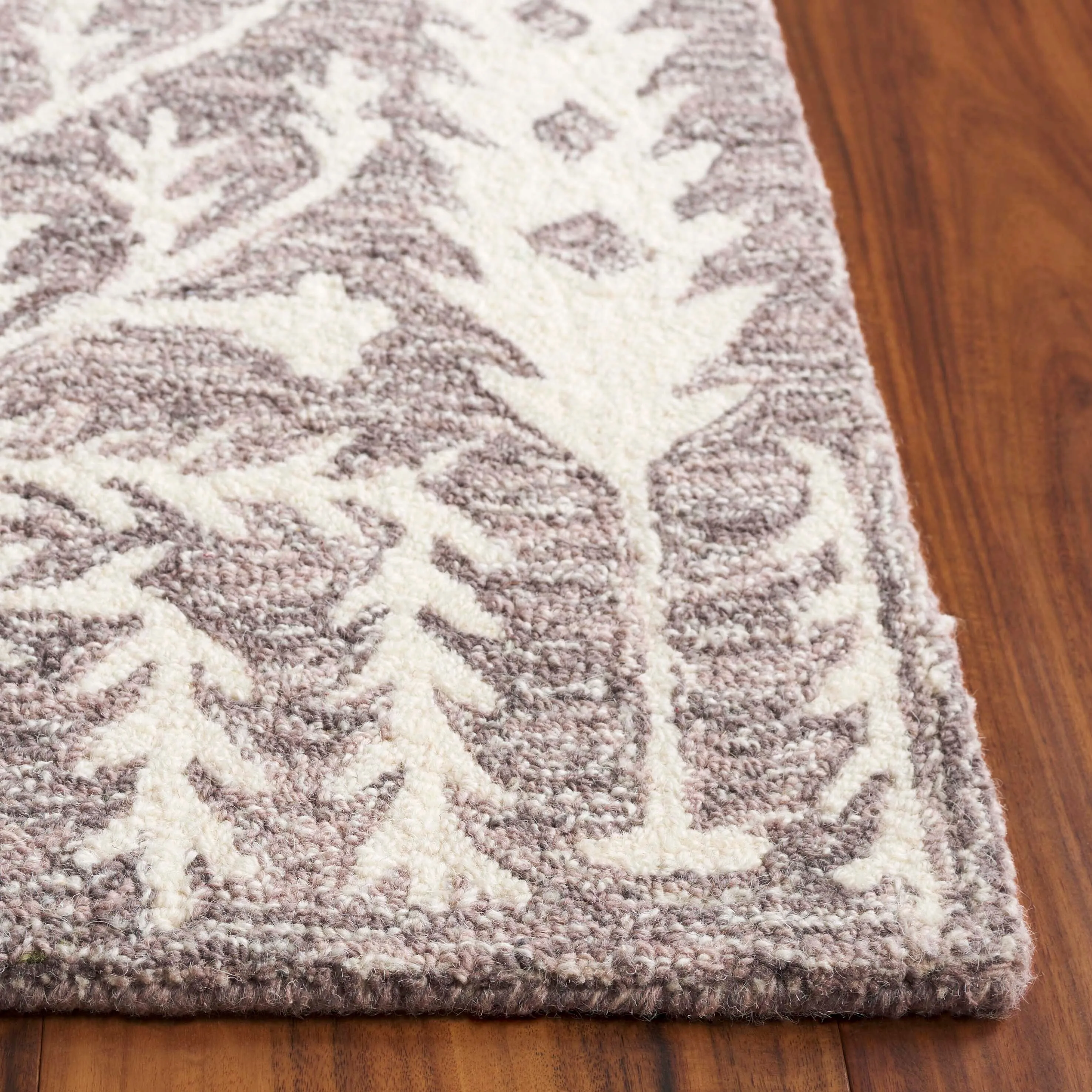 SAFAVIEH Handmade Jardin Timotea Wool Rug
