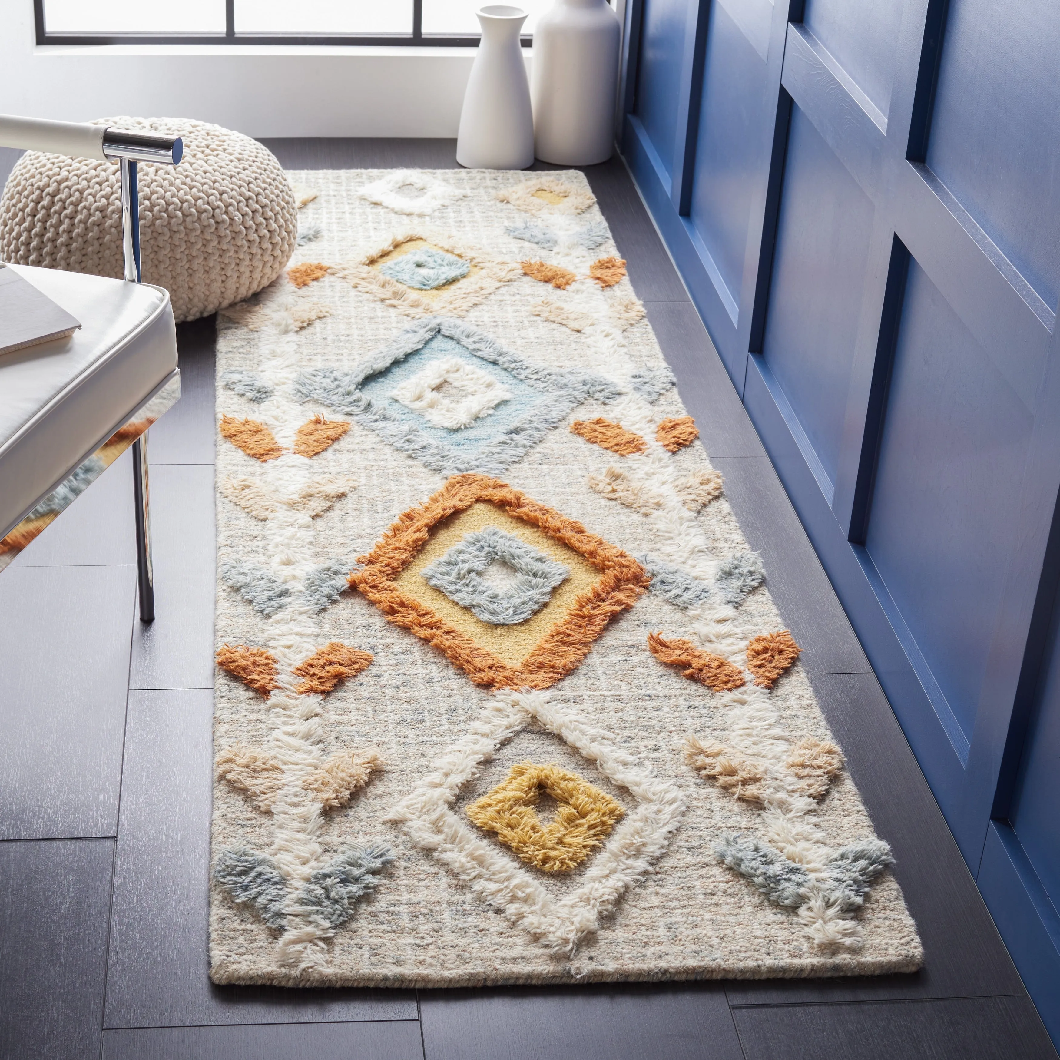 SAFAVIEH Handmade Kenya Klaine Modern Wool Rug