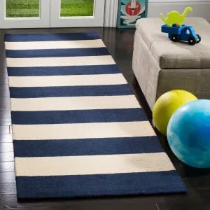 SAFAVIEH Handmade Kids Destiney Stripe Wool Rug