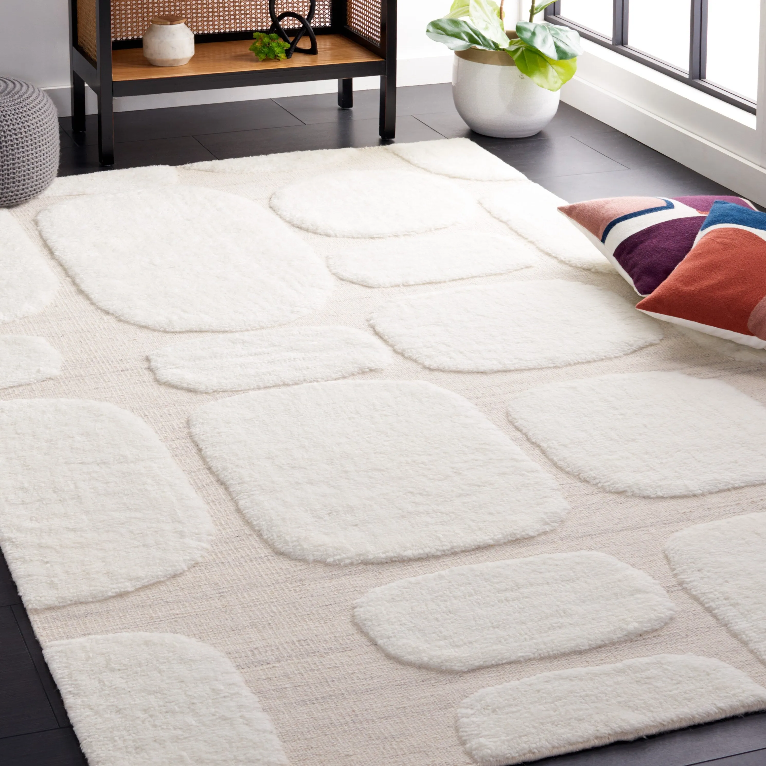 SAFAVIEH Handmade Manhattan Bernice Modern Wool Rug