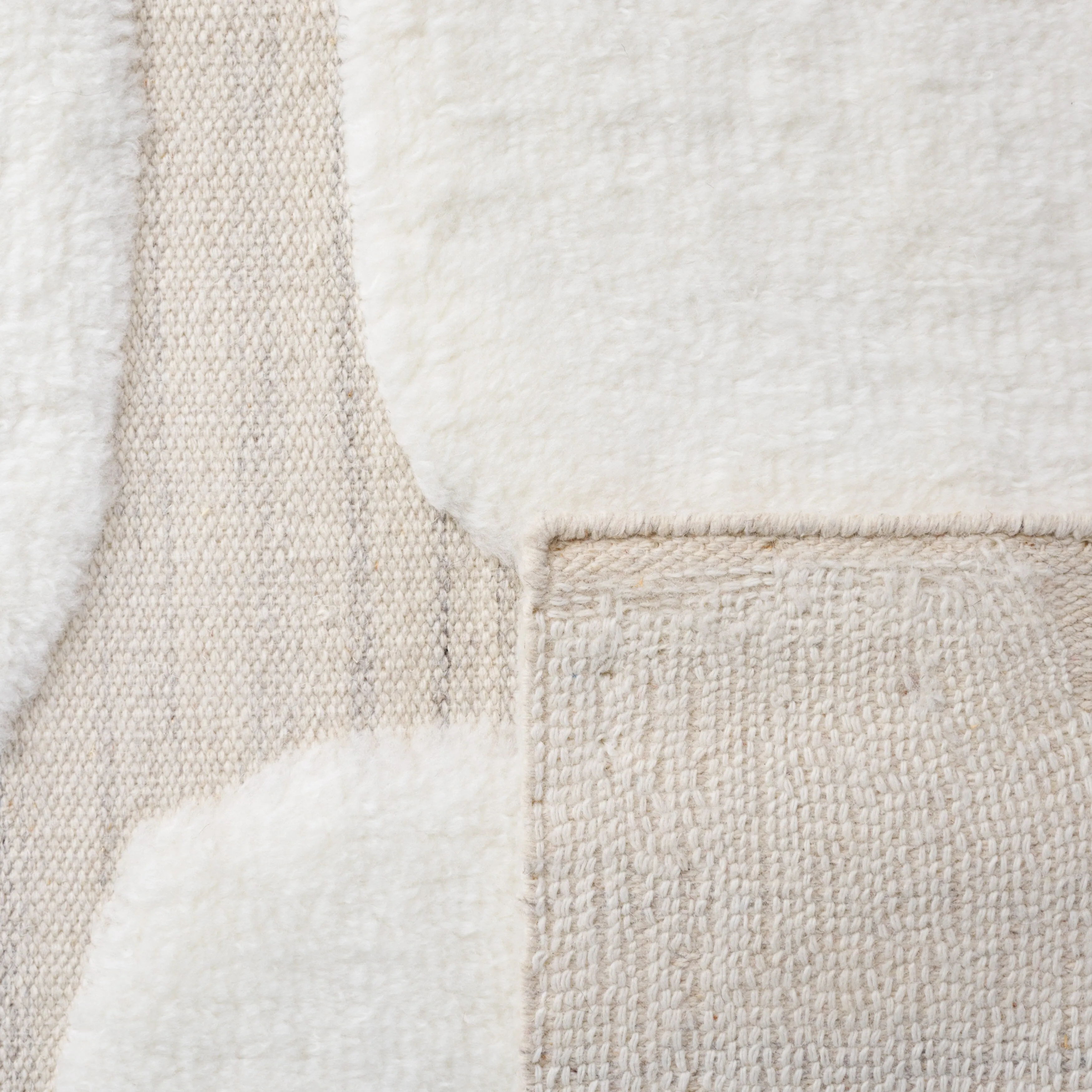 SAFAVIEH Handmade Manhattan Bernice Modern Wool Rug