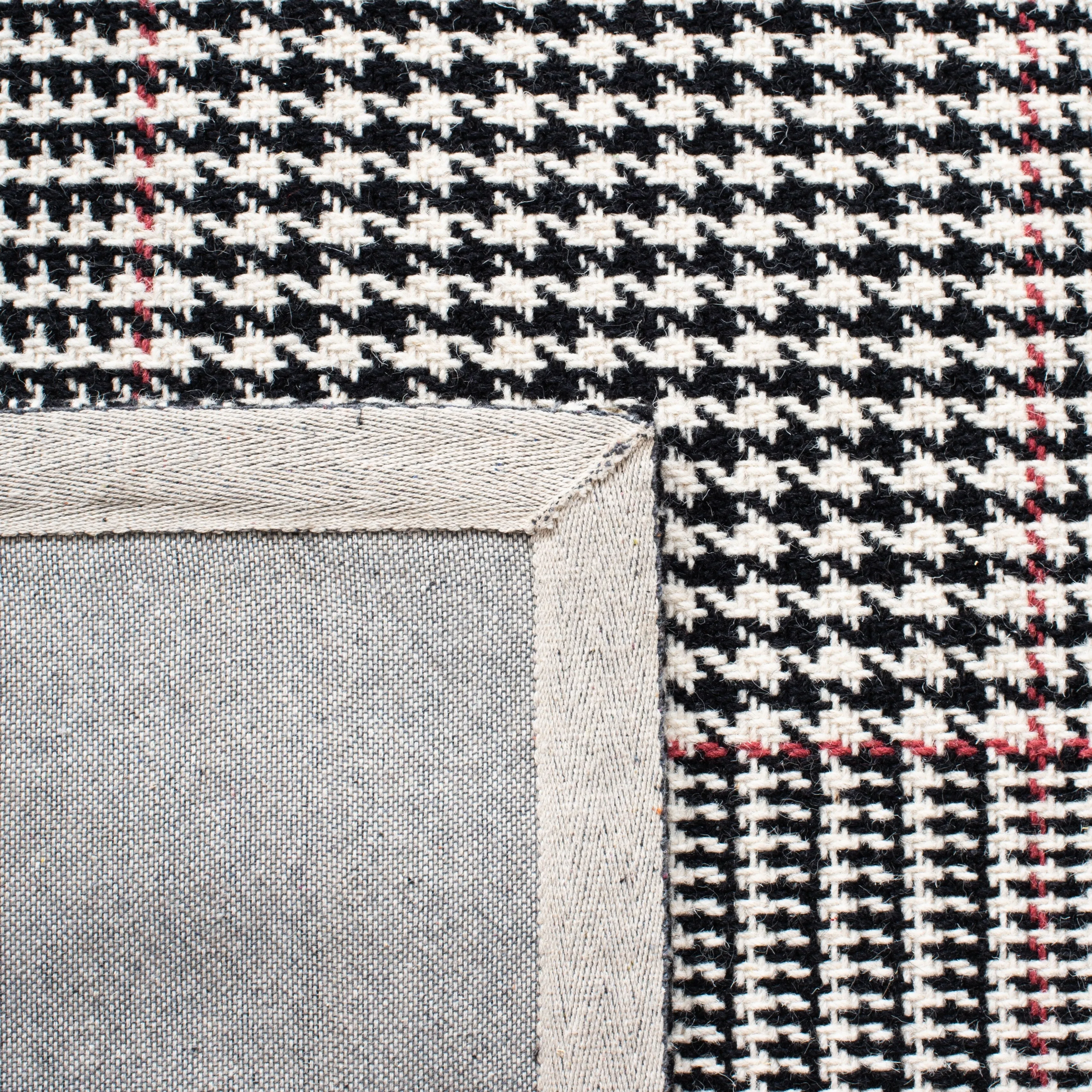 SAFAVIEH Handmade Marbella Alevtina Wool Rug