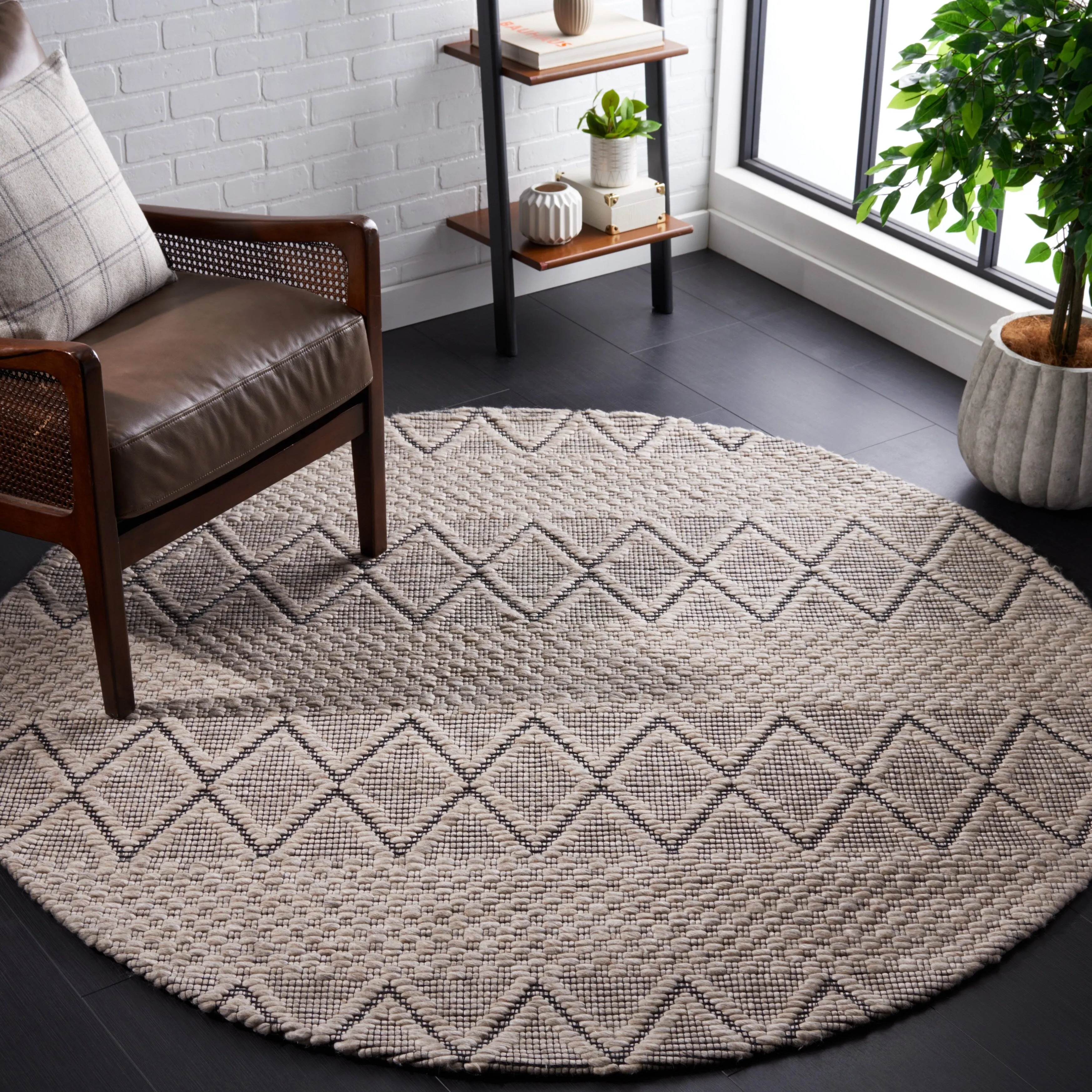 SAFAVIEH Handmade Marbella Blair Wool Rug
