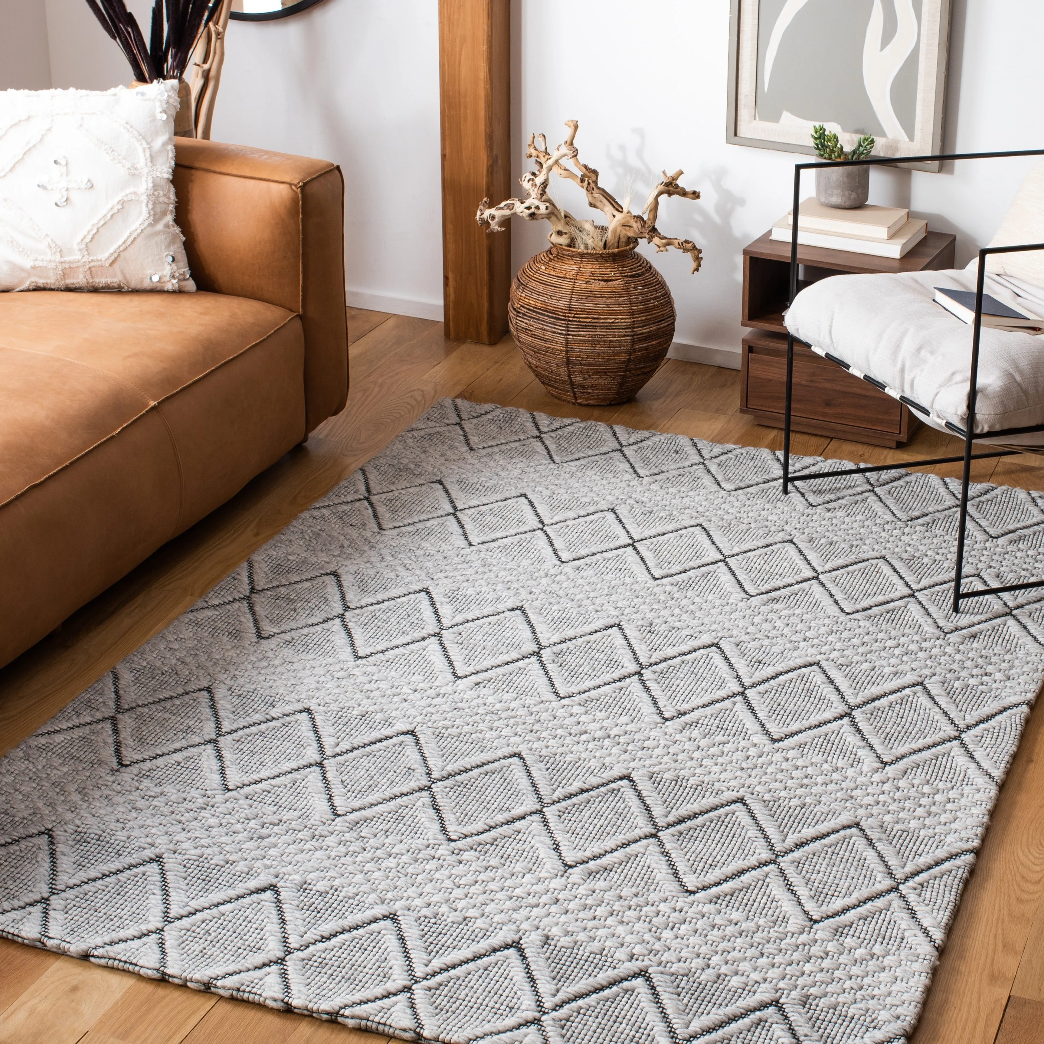 SAFAVIEH Handmade Marbella Blair Wool Rug
