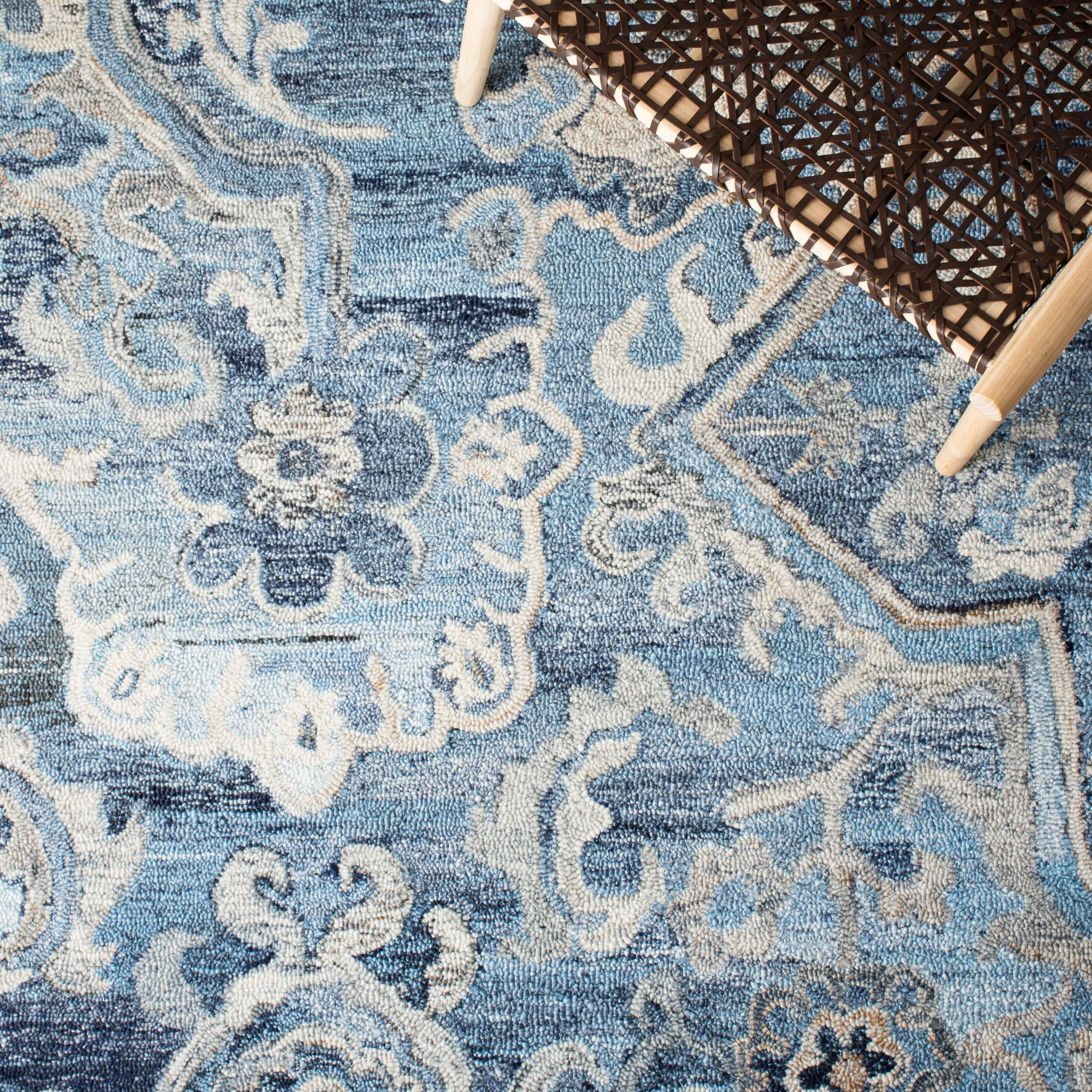 SAFAVIEH Handmade Marquee Nahla Rug