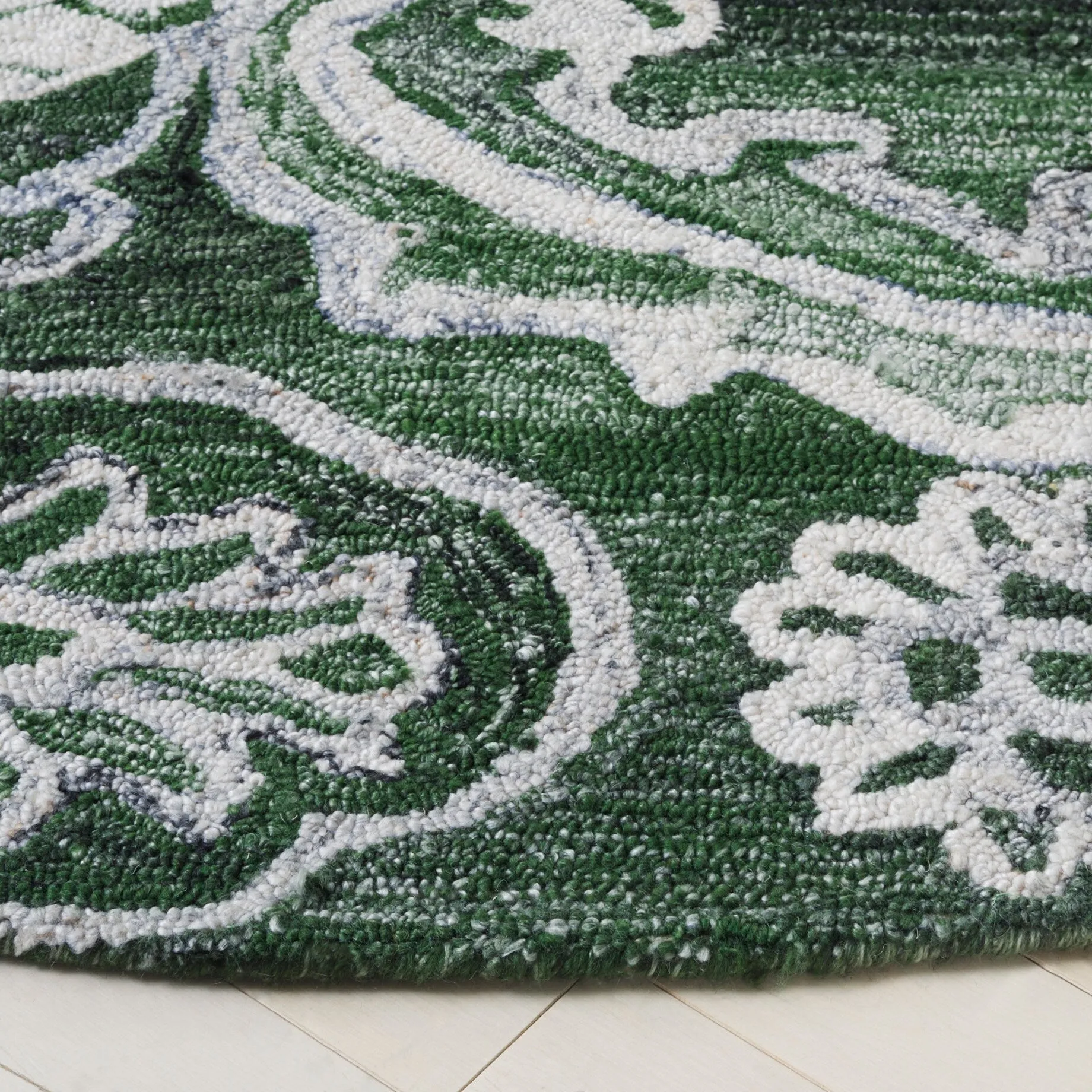 SAFAVIEH Handmade Marquee Nahla Rug
