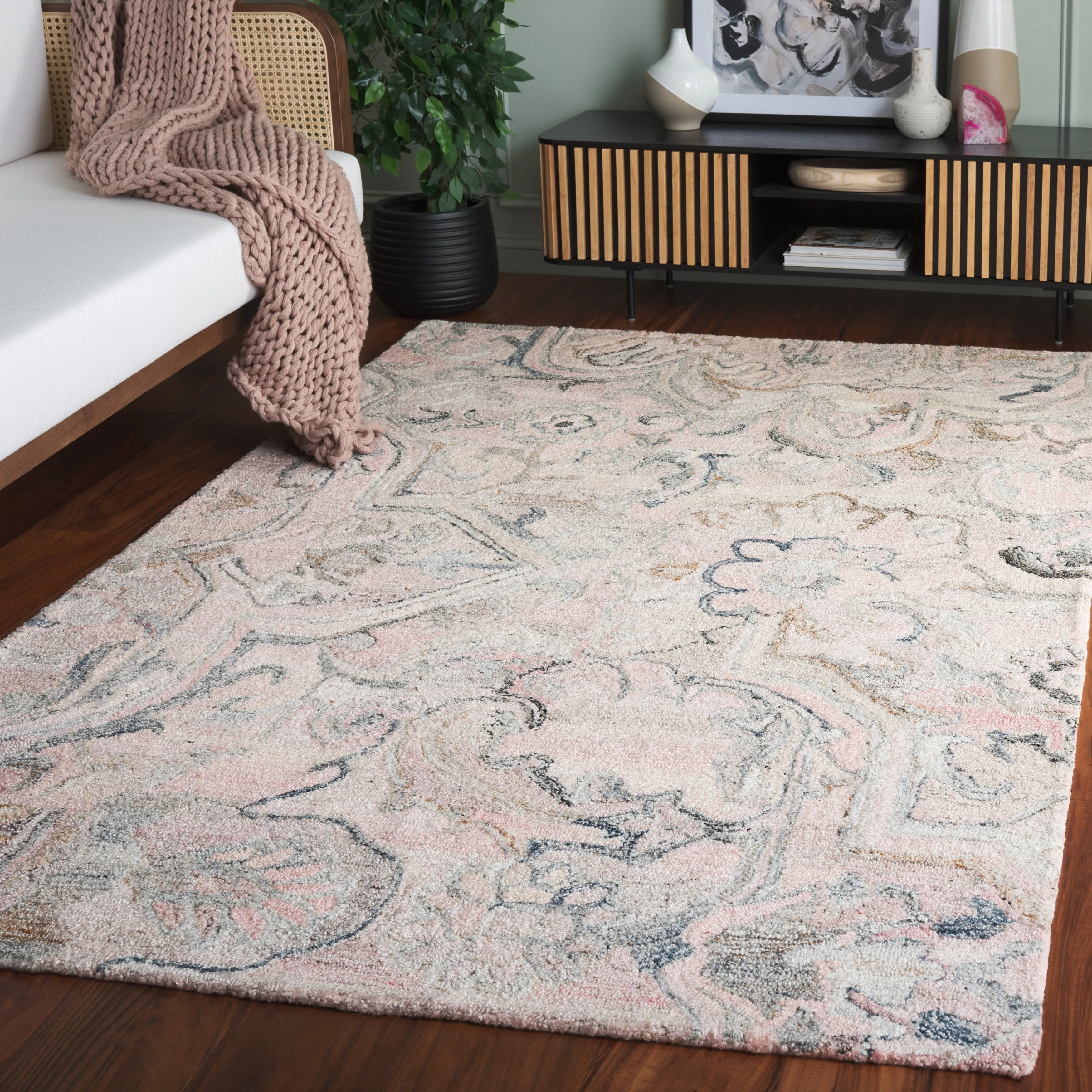 SAFAVIEH Handmade Marquee Nahla Rug
