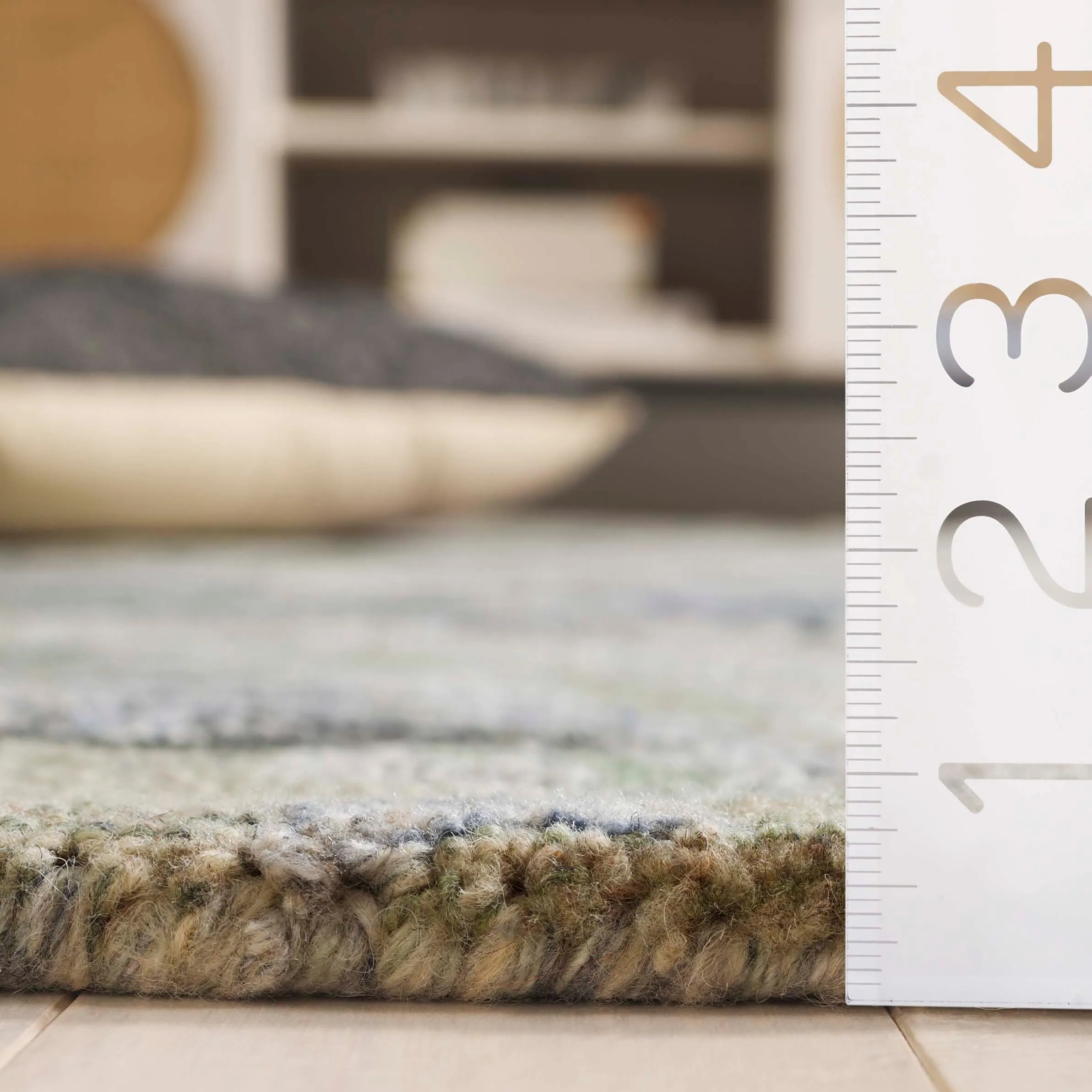 SAFAVIEH Handmade Marquee Nahla Rug