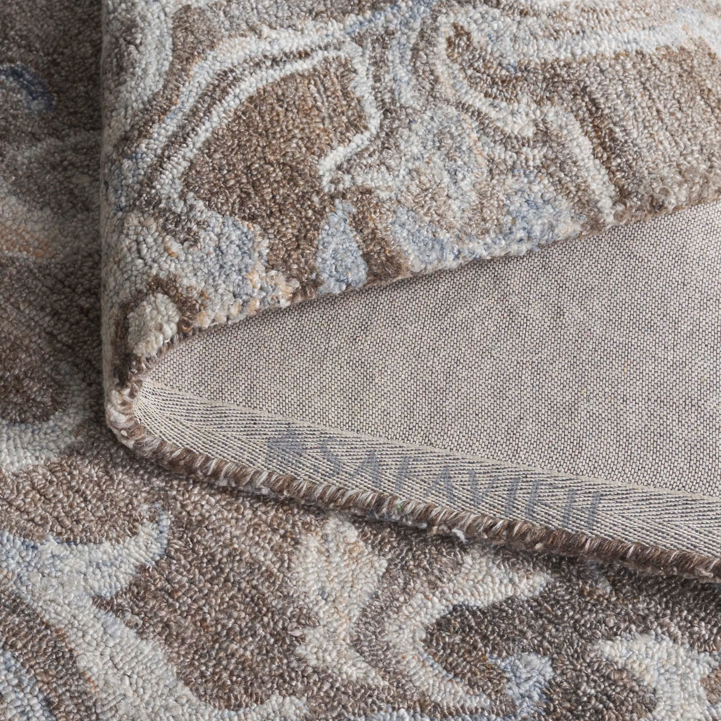 SAFAVIEH Handmade Marquee Nahla Rug